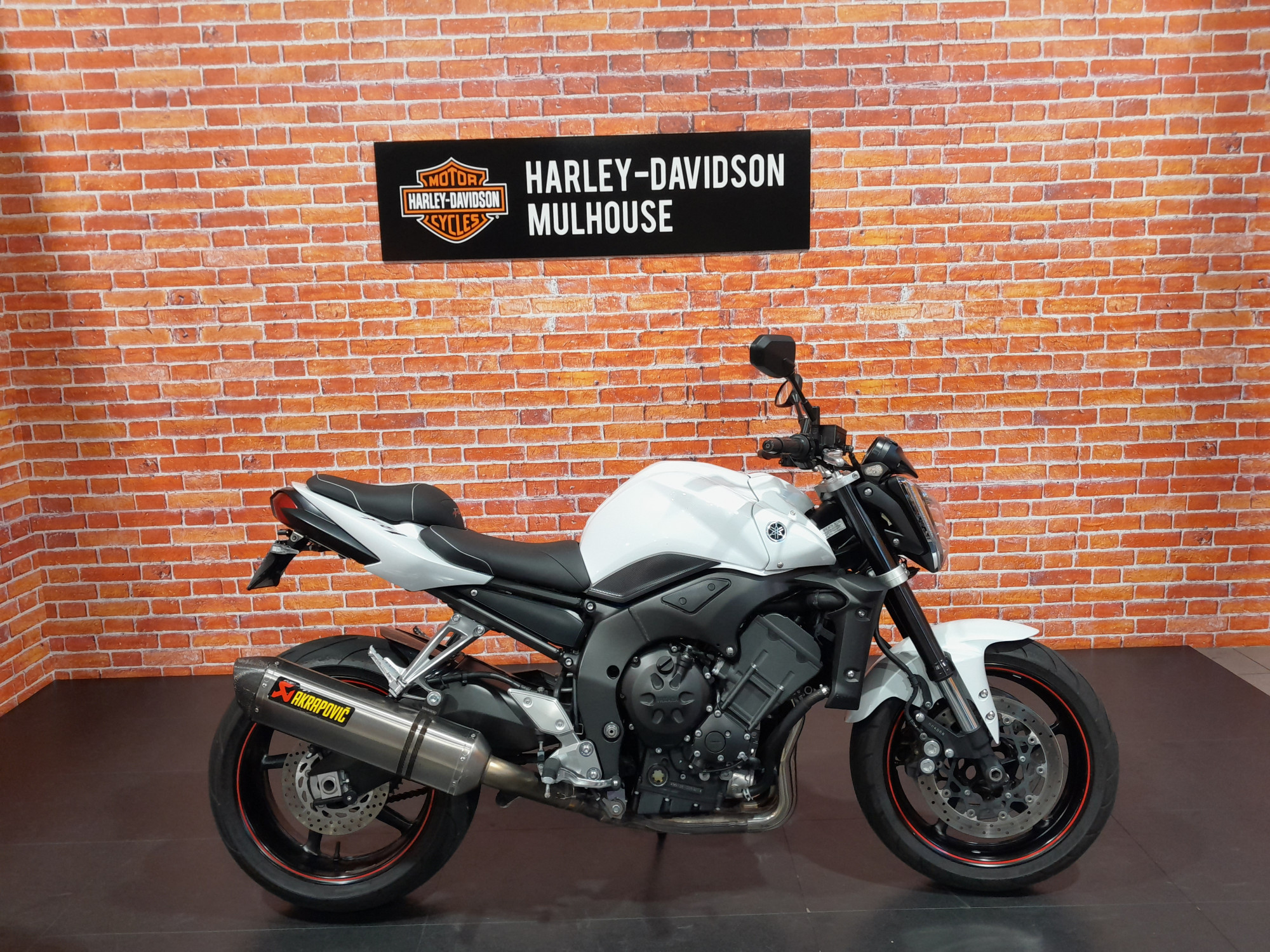 photo de YAMAHA FZ1 FAZER 1000 occasion de couleur  en vente à Sausheim n°2