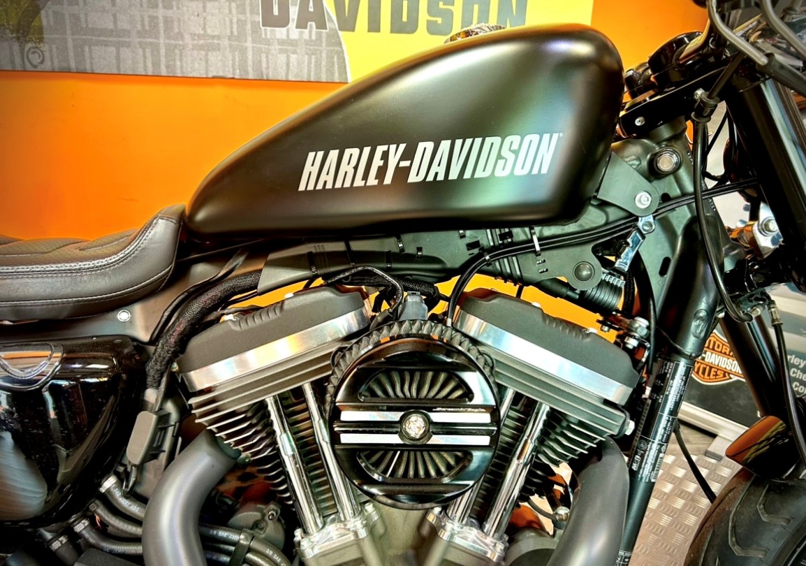 photo de HARLEY DAVIDSON SPORTSTER 1200 CX 1200 occasion de couleur  en vente à Perpignan n°2