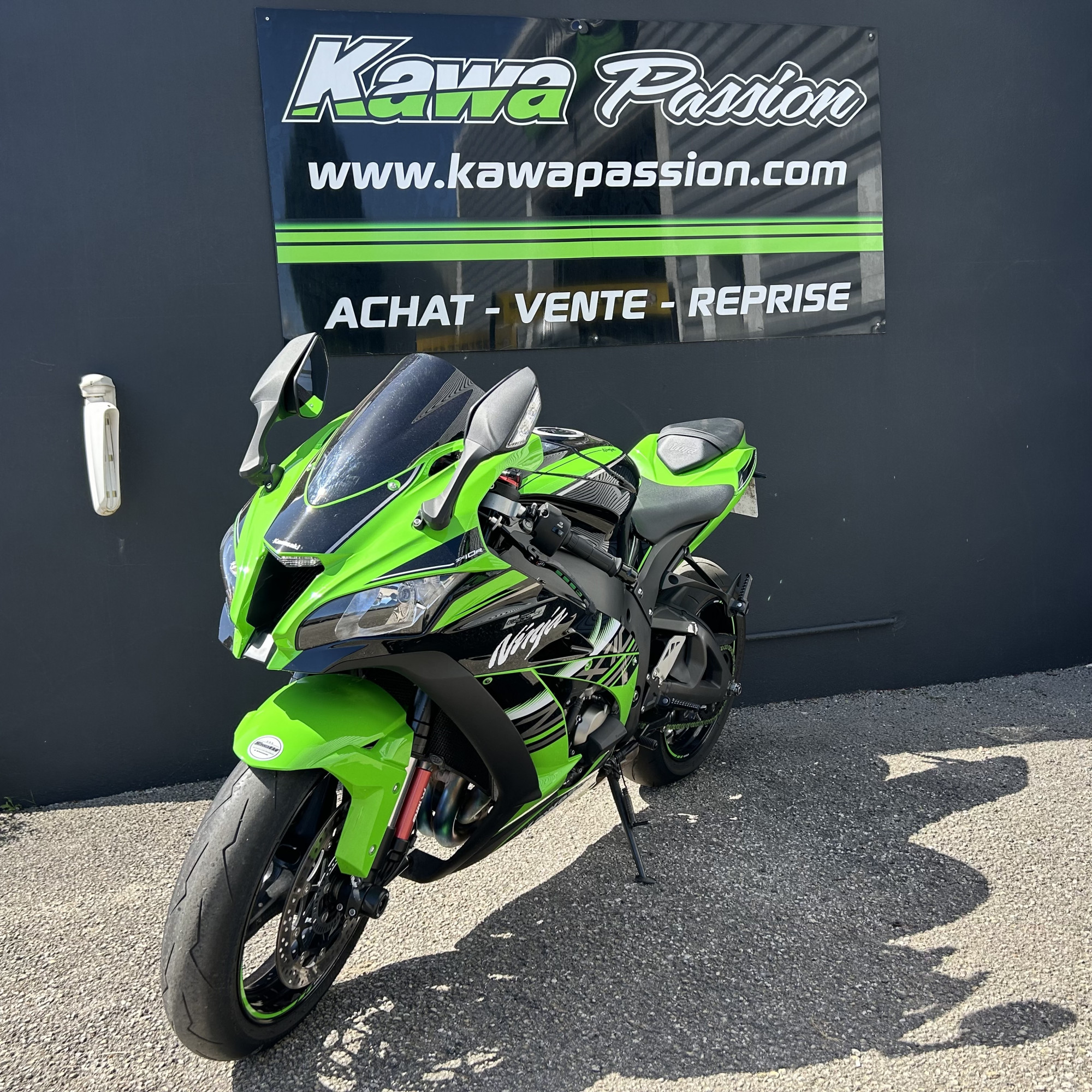 photo de KAWASAKI ZX-10R 998 occasion de couleur  en vente à Ales n°3