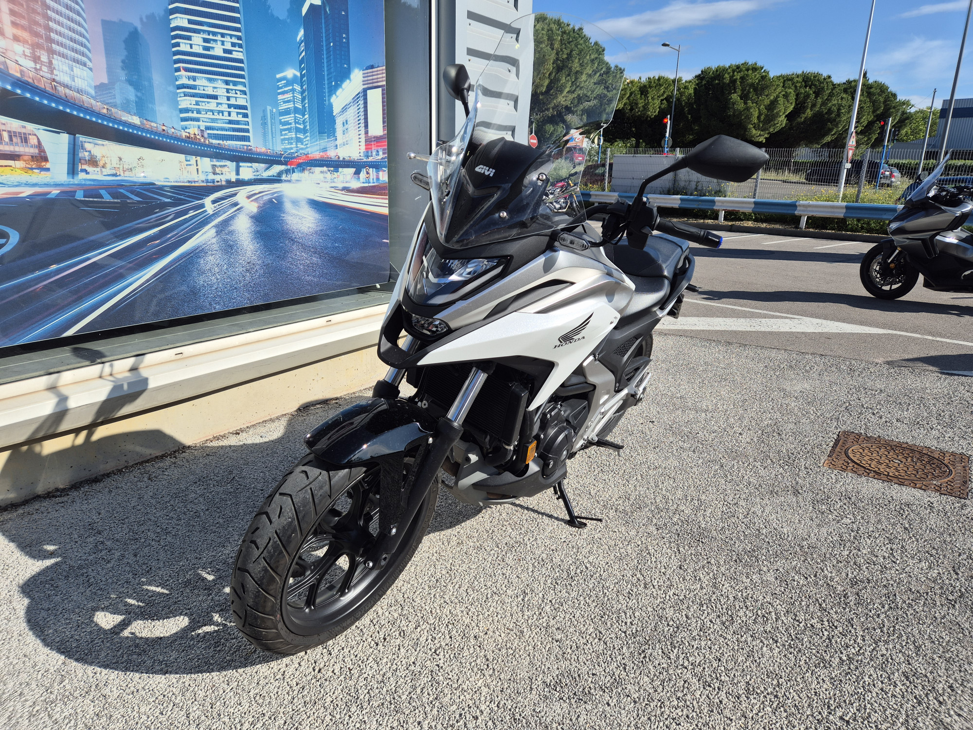 photo de HONDA NC 750 X 750 occasion de couleur  en vente à Montpellier n°2