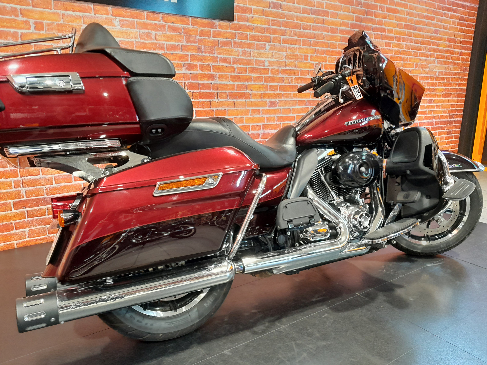 photo de HARLEY DAVIDSON TOURING ELECTRA GLIDE 1690 LIMIT 1690 occasion de couleur  en vente à Sausheim n°2