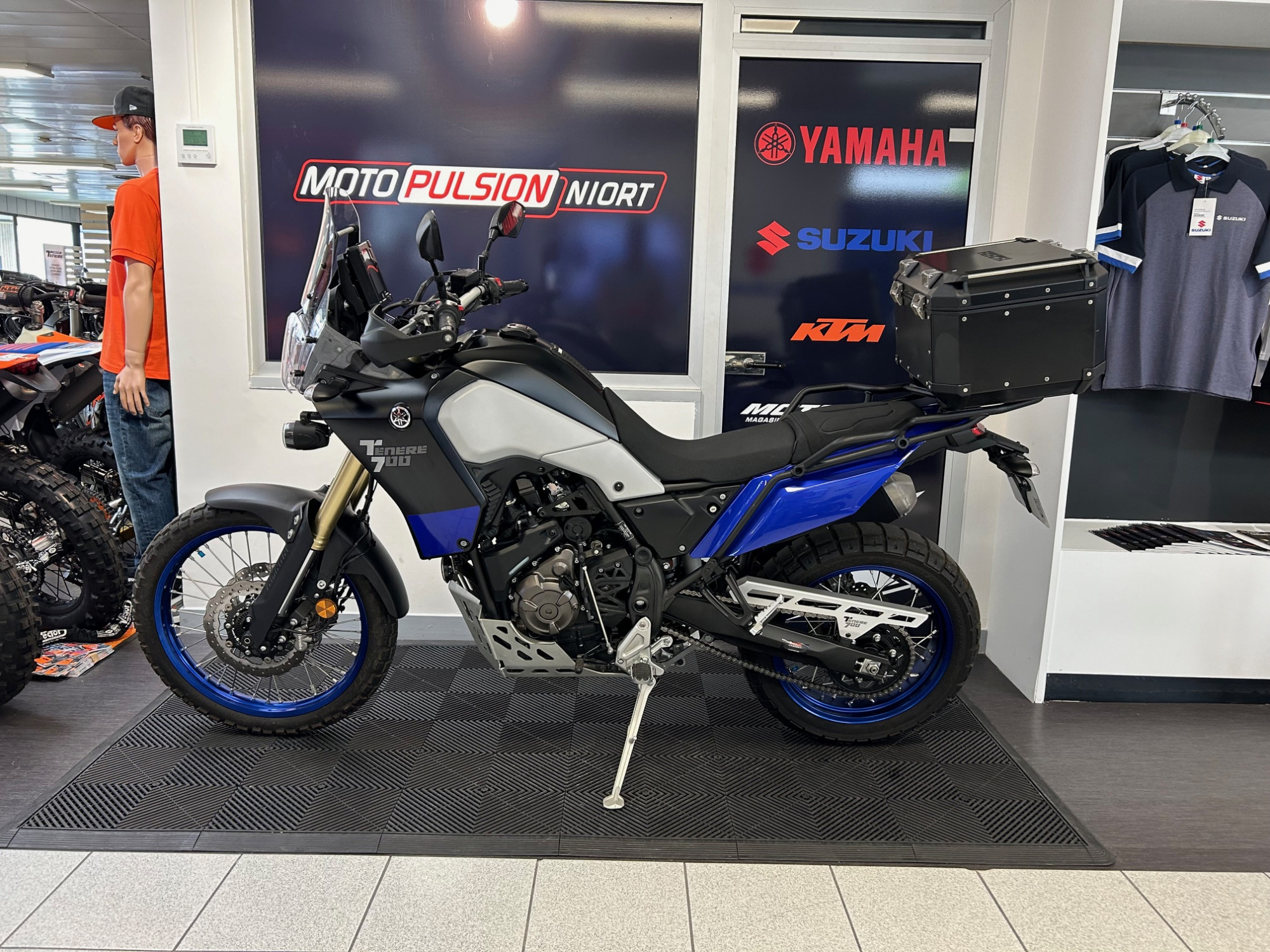 photo de YAMAHA 700 TENERE 35 KW A2 700 occasion de couleur  en vente   Niort