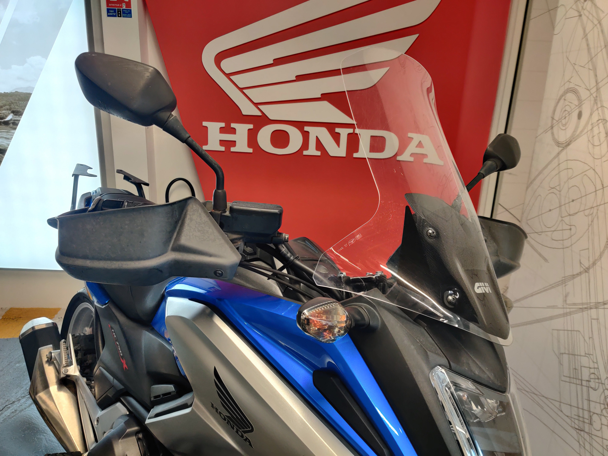 photo de HONDA NC 750 X 750 occasion de couleur  en vente   Paris 10