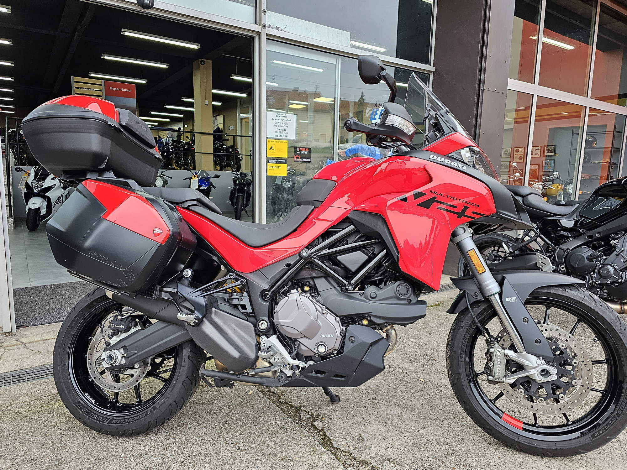 photo de DUCATI MULTISTRADA V2S 950 occasion de couleur  en vente à Cocheren n°3