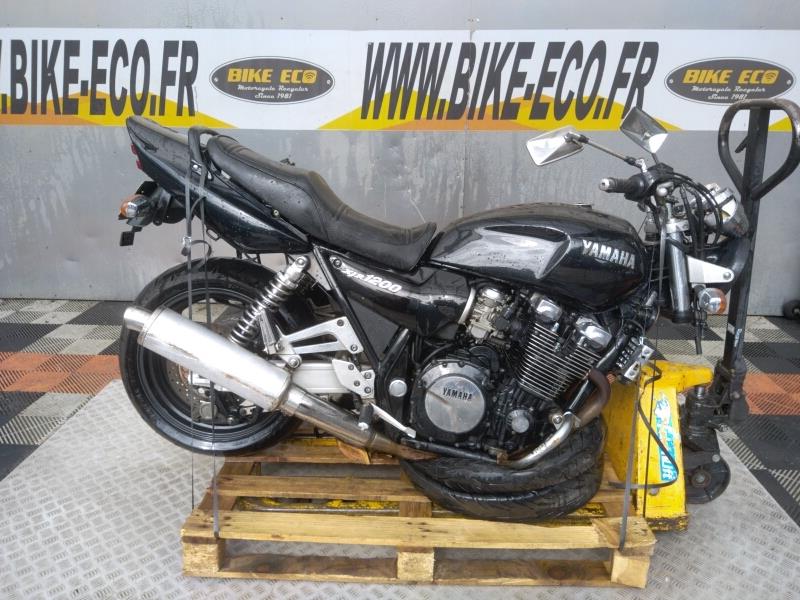 photo de YAMAHA XJR 1200 1200 occasion de couleur  en vente à Vitrolles n°2