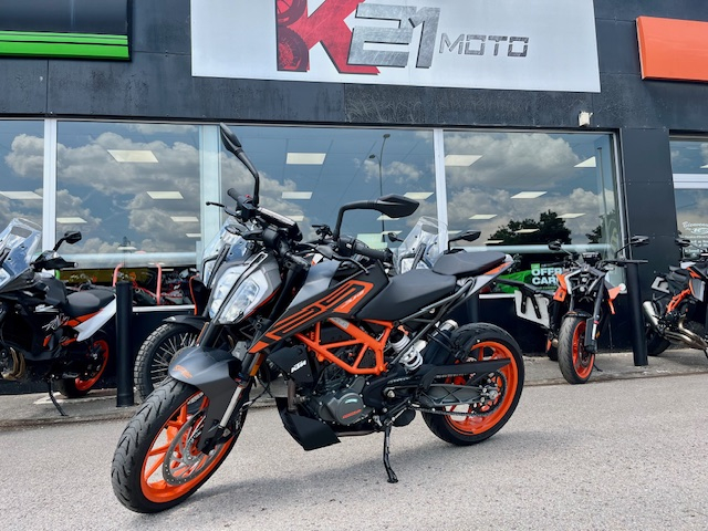 photo de KTM 125 DUKE ABS 125 occasion de couleur  en vente à Chenove n°2