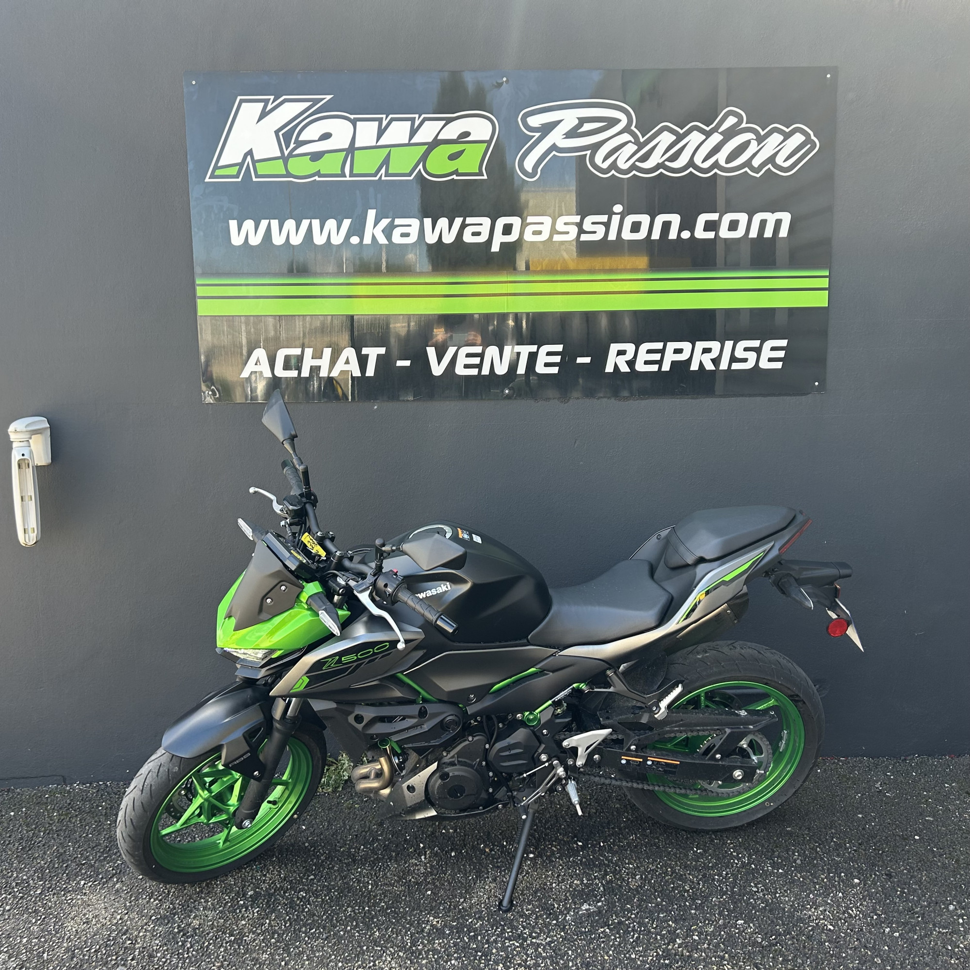 photo de KAWASAKI Z 500 SE 500 occasion de couleur  en vente à Ales n°2