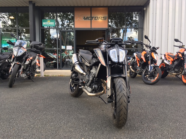 photo de KTM 890 DUKE 890 occasion de couleur  en vente à Albi n°3