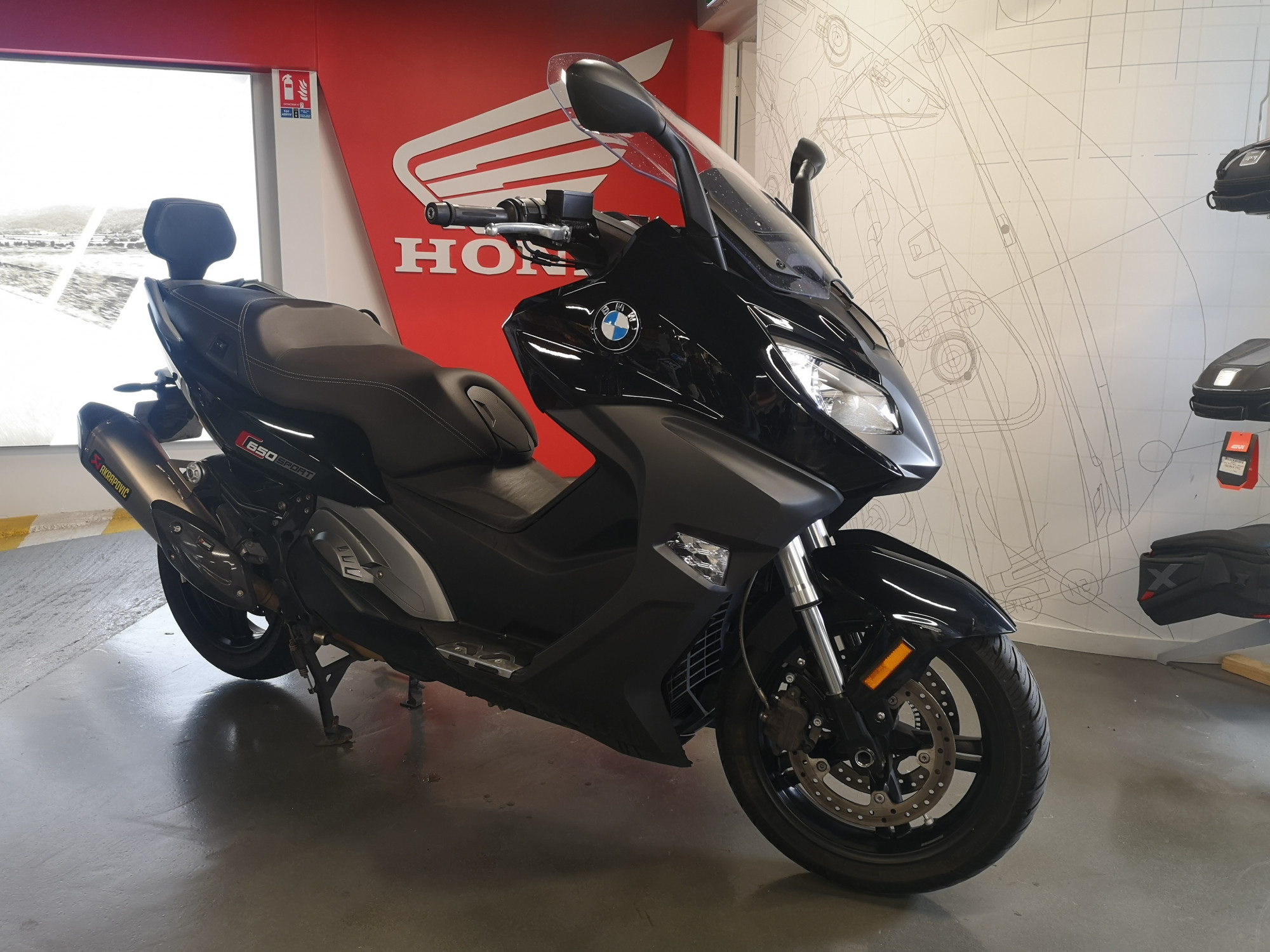 photo de BMW C 650 SPORT 650 occasion de couleur  en vente à Paris 10 n°2