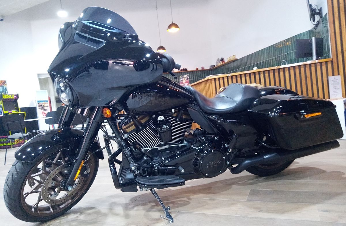 Annonce moto Harley-Davidson TOURING STREET GLIDE 1923