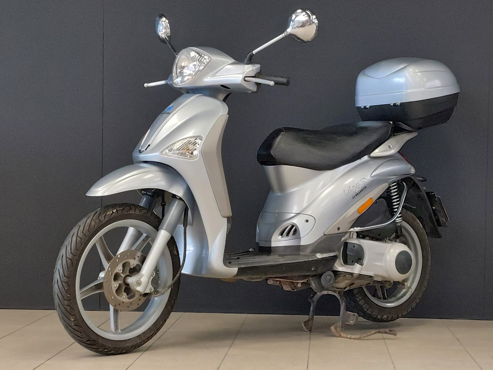 photo de PIAGGIO LIBERTY 125 125 occasion de couleur  en vente à Reze n°3