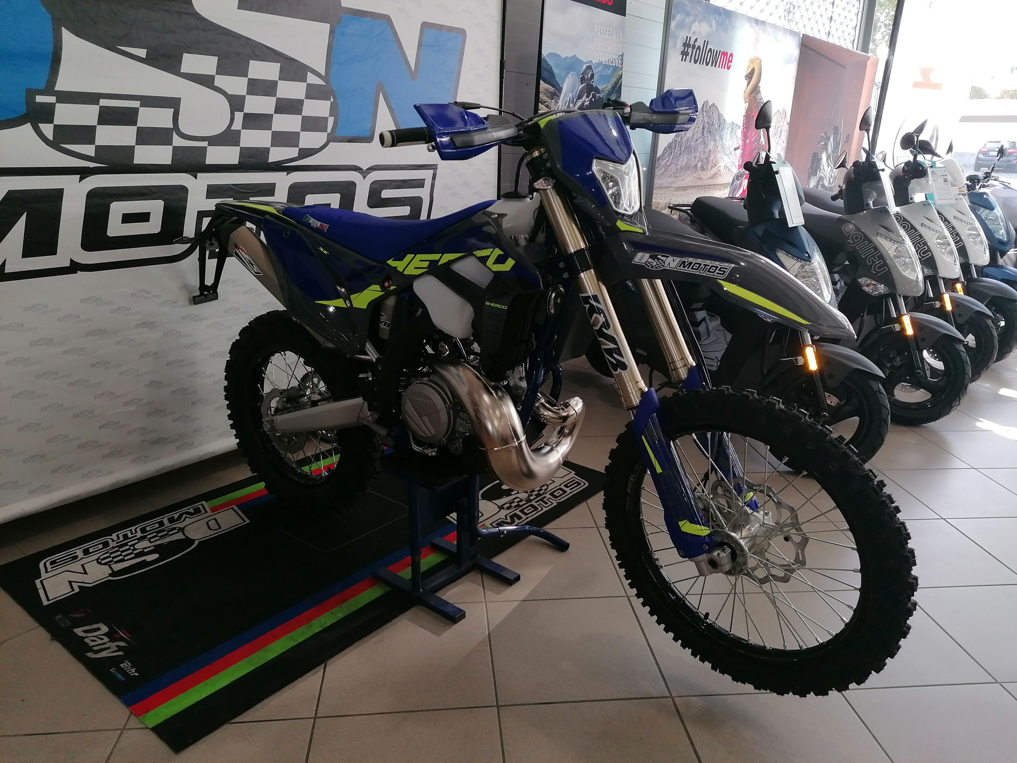 photo de SHERCO SE 300 FACTORY 300 occasion de couleur  en vente à Toulenne n°2