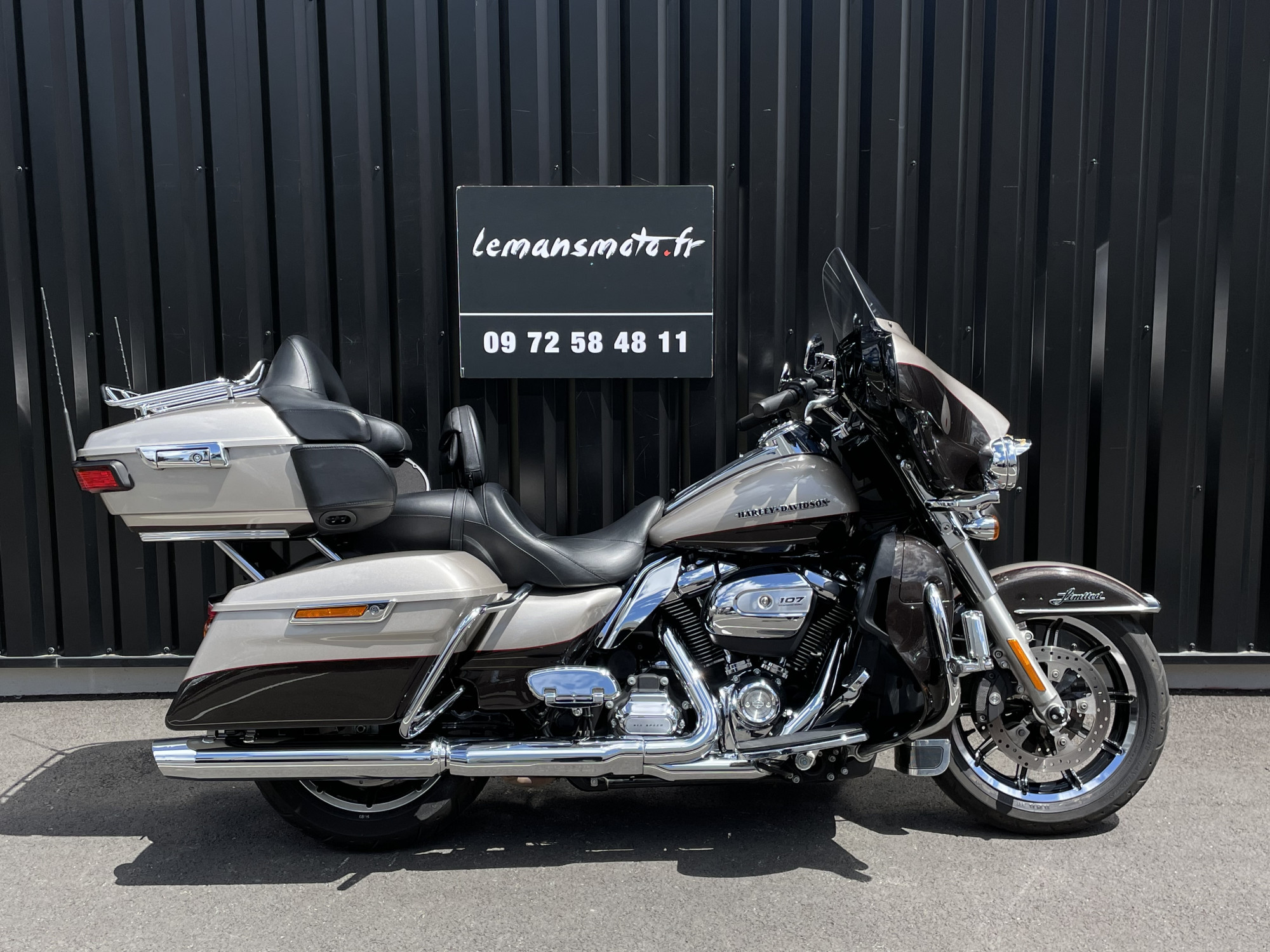 photo de HARLEY DAVIDSON TOURING FLHTK ULTRA LIMITED 1745 1745 occasion de couleur  en vente à Ruaudin n°2