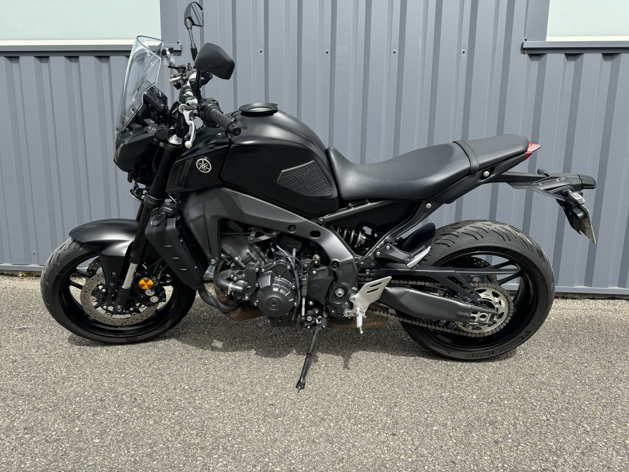 photo de YAMAHA MT-09 850 occasion de couleur  en vente à Salaise Sur Sanne n°3