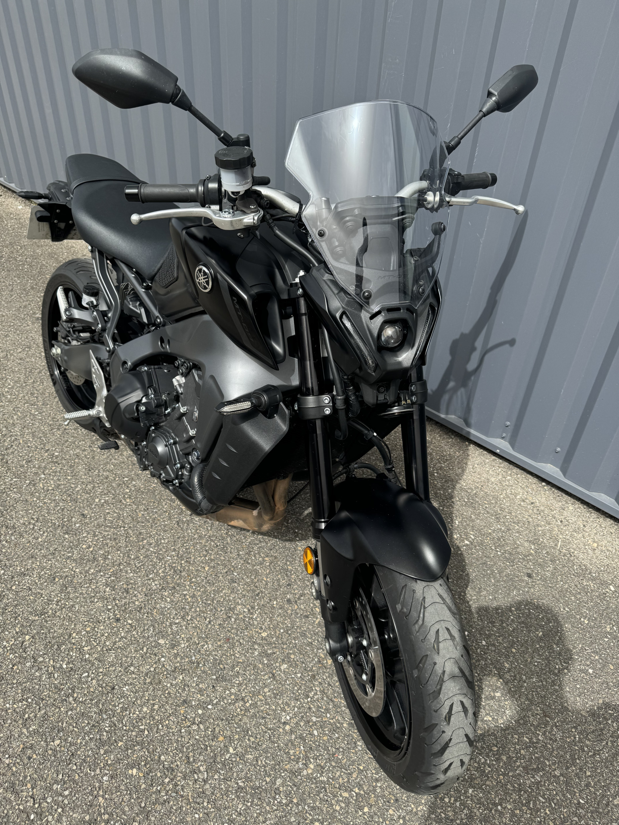 photo de YAMAHA MT-09 850 occasion de couleur  en vente à Salaise Sur Sanne n°2