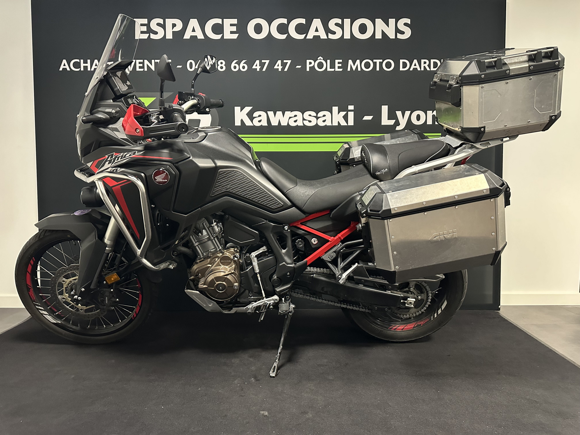 photo de HONDA AFRICA TWIN CRF1100L 1100 occasion de couleur  en vente à Dardilly n°3