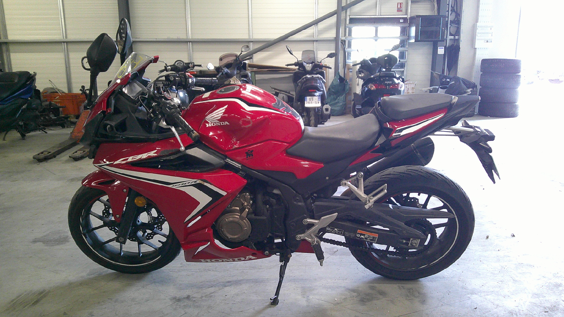 photo de HONDA CBR 500 R 500 occasion de couleur  en vente à Arles n°2