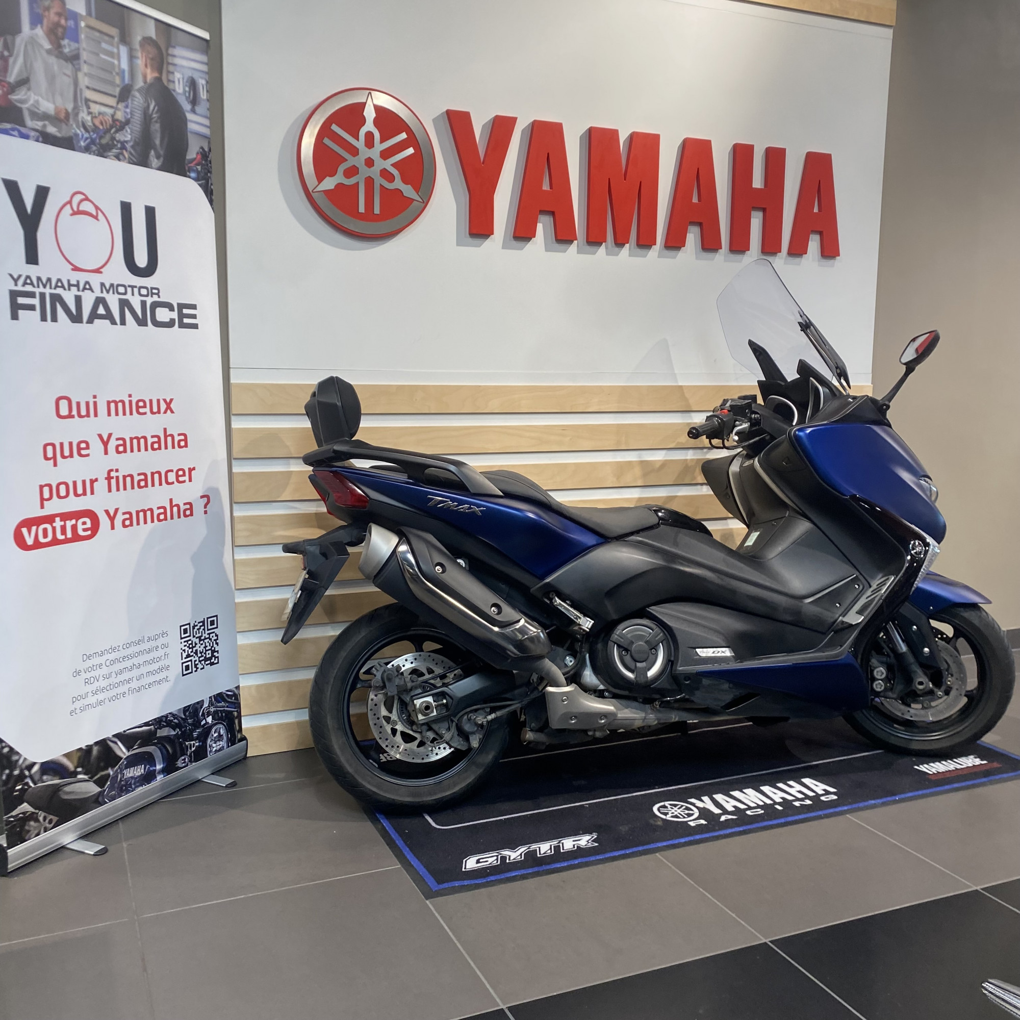 photo de YAMAHA XP T-MAX 530 DX 530 occasion de couleur  en vente   Seclin