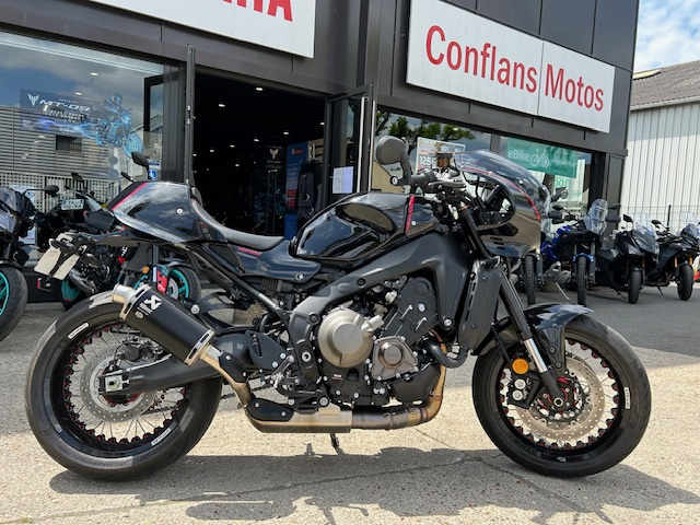 photo de YAMAHA XSR 900 ABS 900 occasion de couleur  en vente à Conflans Ste Honorine n°3