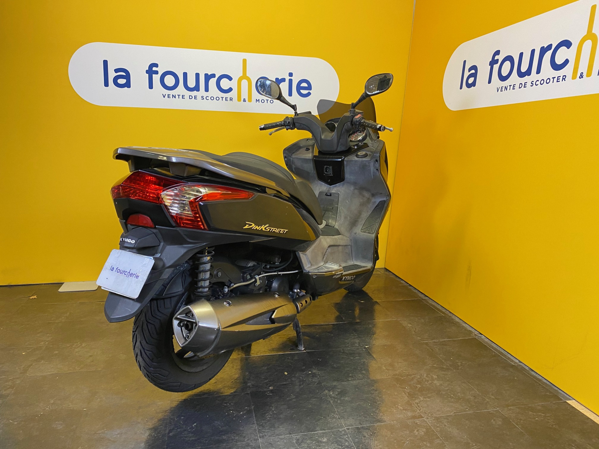 photo de KYMCO DINK STREET 300 300 occasion de couleur  en vente à Paris 15 n°2