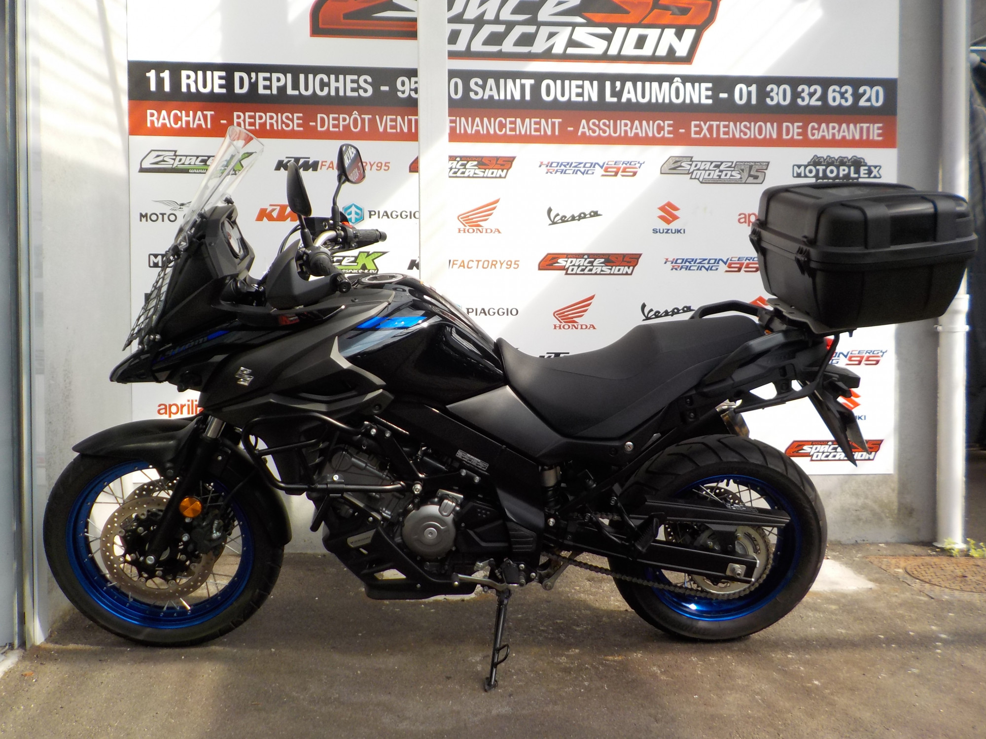 photo de SUZUKI DL 650 V-STROM XT 650 occasion de couleur  en vente à St Ouen L Aumone n°3