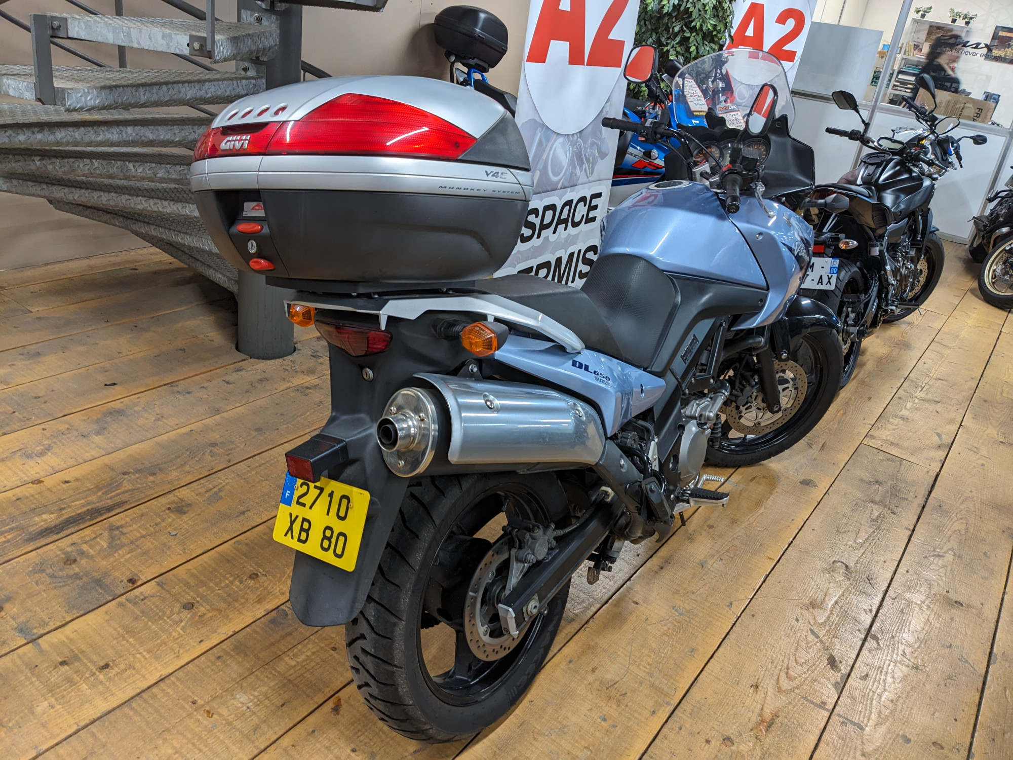 photo de SUZUKI DL 650 V-STROM A2 650 occasion de couleur  en vente à Rivery n°3