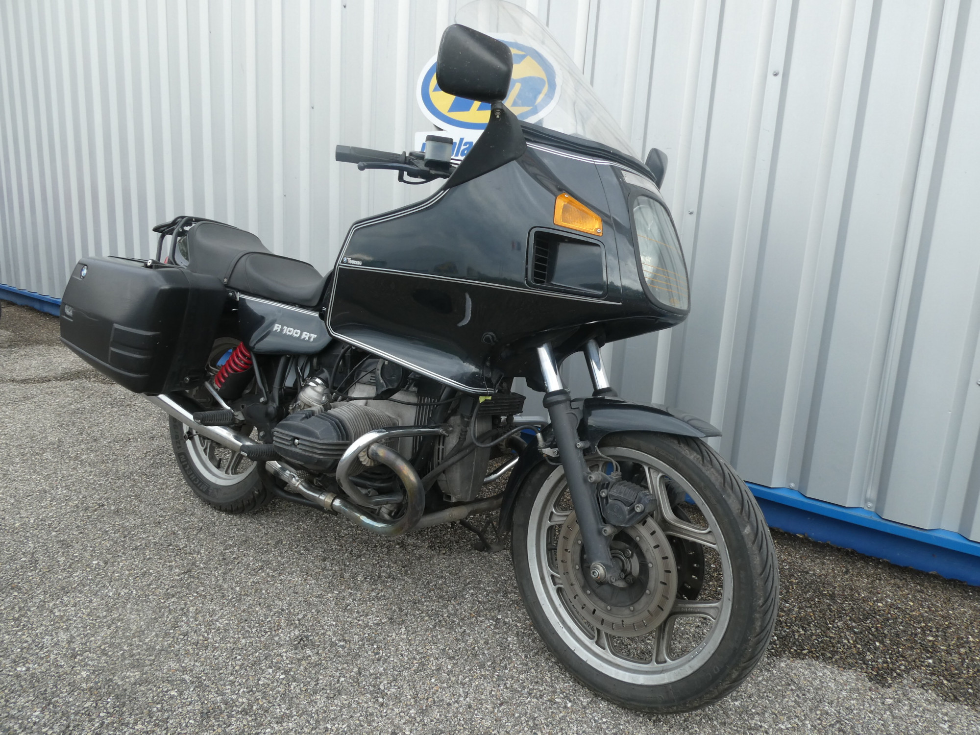 photo de BMW R 100 RT 1100 occasion de couleur  en vente à Annonay n°2