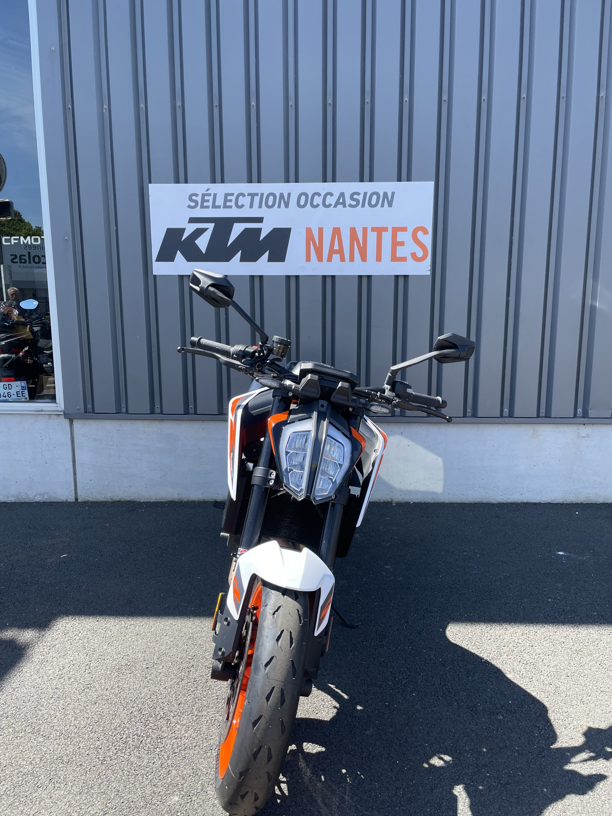 photo de KTM 890 DUKE R 890 occasion de couleur  en vente à Orvault n°2