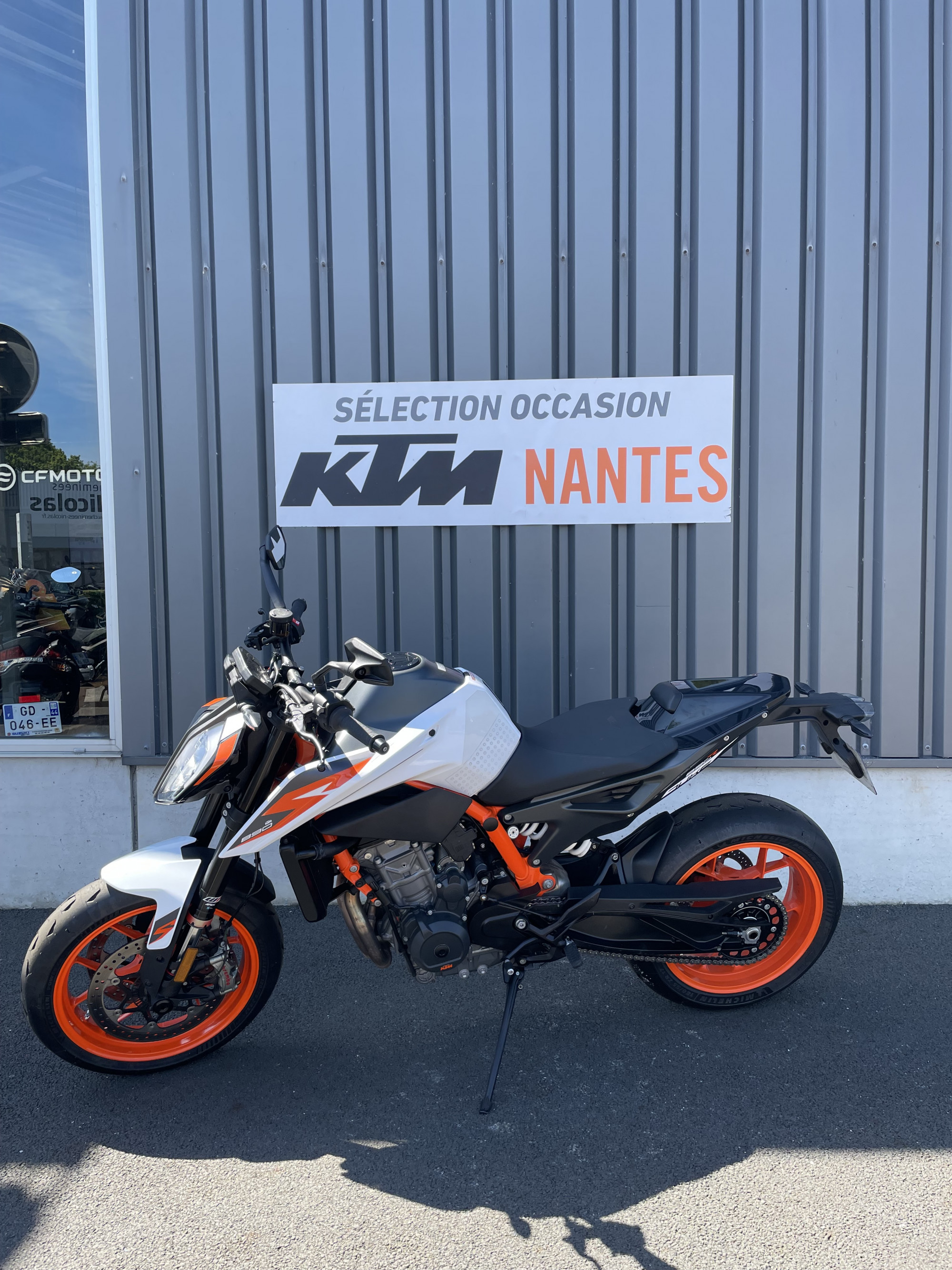 photo de KTM 890 DUKE R 890 occasion de couleur  en vente   Orvault