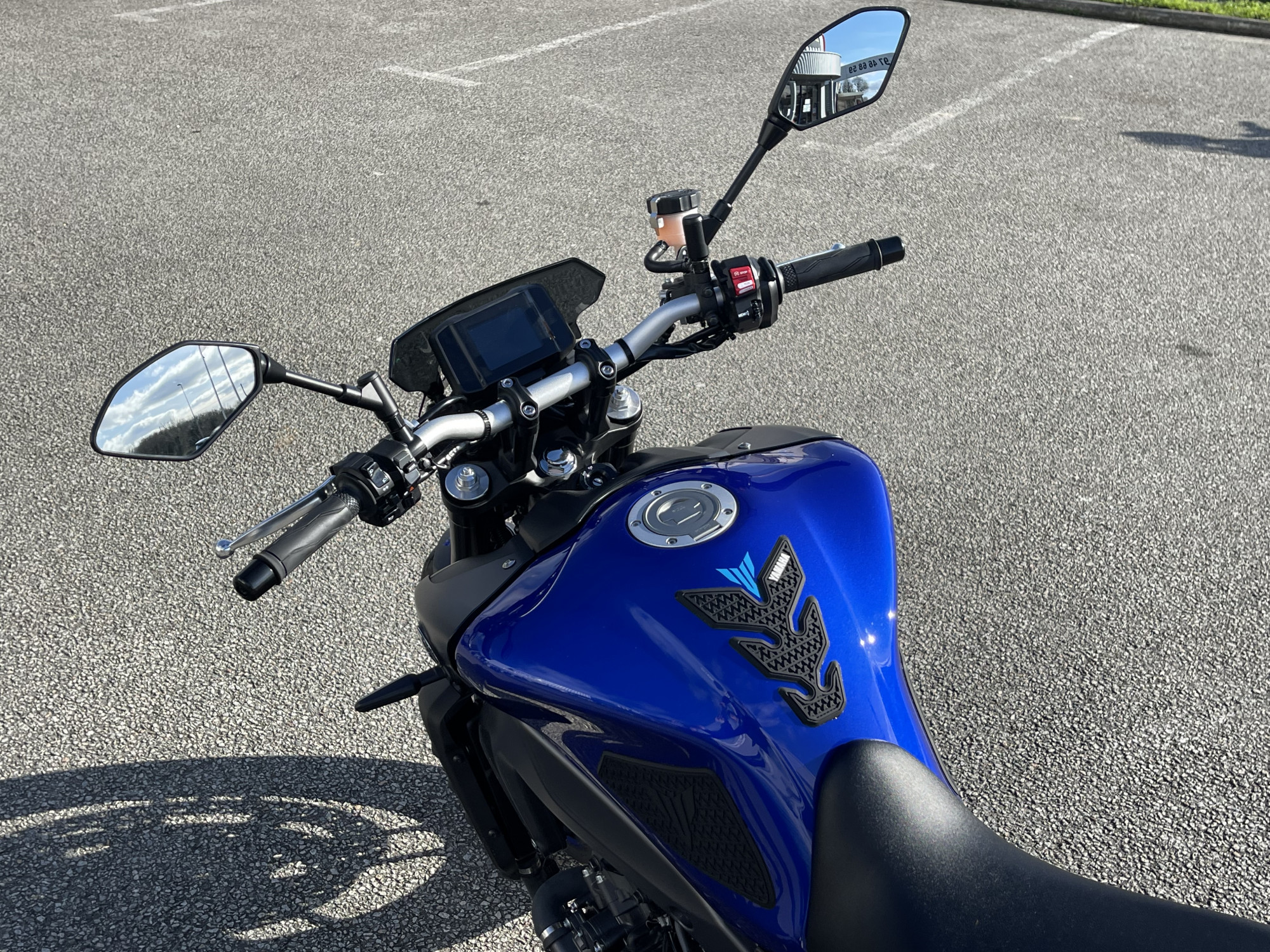 photo de YAMAHA MT-09 850 occasion de couleur  en vente à Ploeren n°3