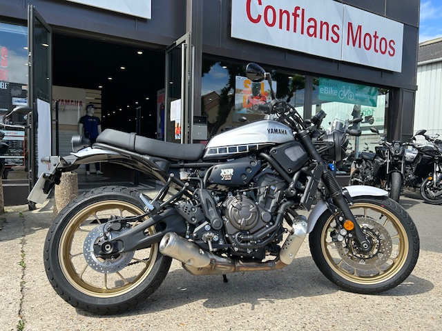 photo de YAMAHA XSR 700 LEGACY 700 occasion de couleur  en vente à Conflans Ste Honorine n°3