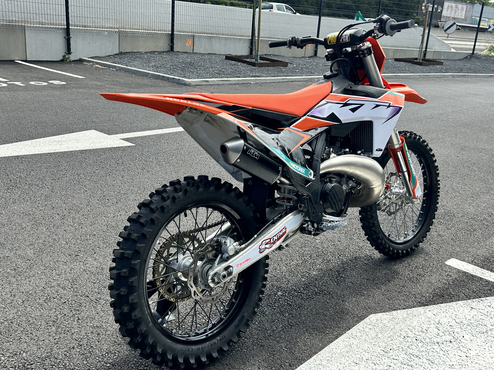 photo de KTM 250 SX 250 occasion de couleur  en vente à Sorgues n°2