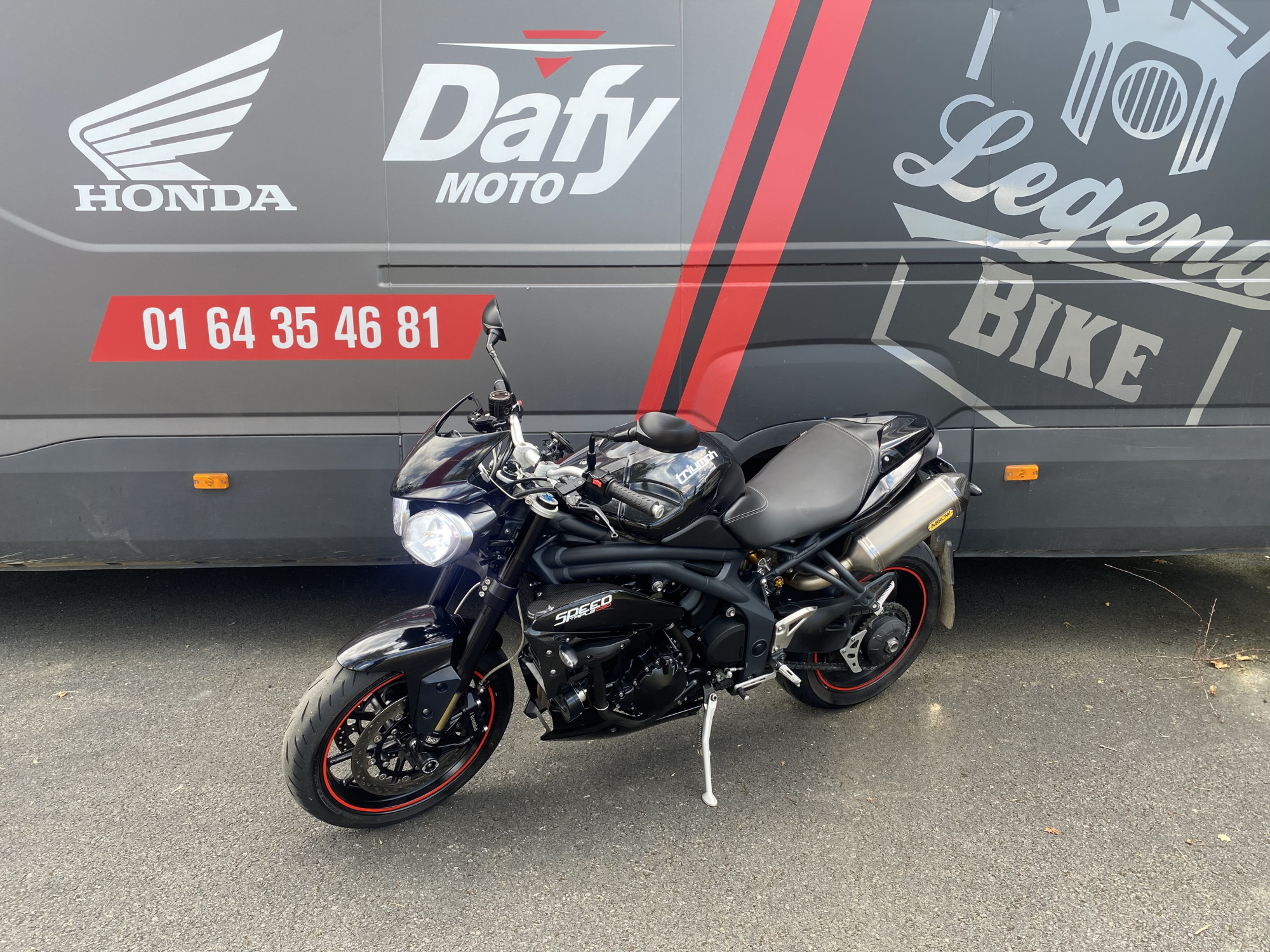 photo de TRIUMPH SPEED TRIPLE 1050 occasion de couleur  en vente   Meaux