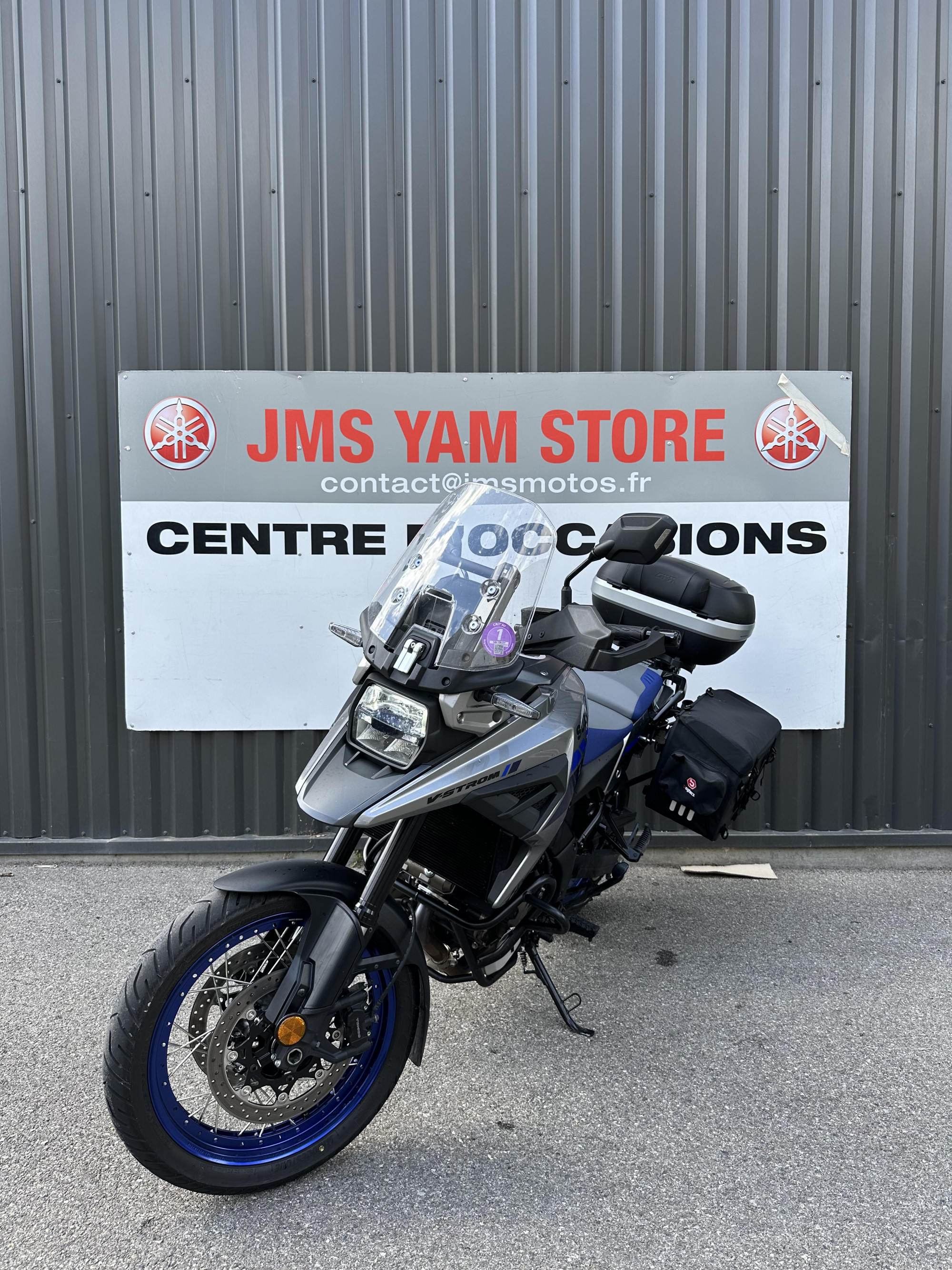 photo de SUZUKI DL 1050 V-STROM 1050 occasion de couleur  en vente à Avignon n°3