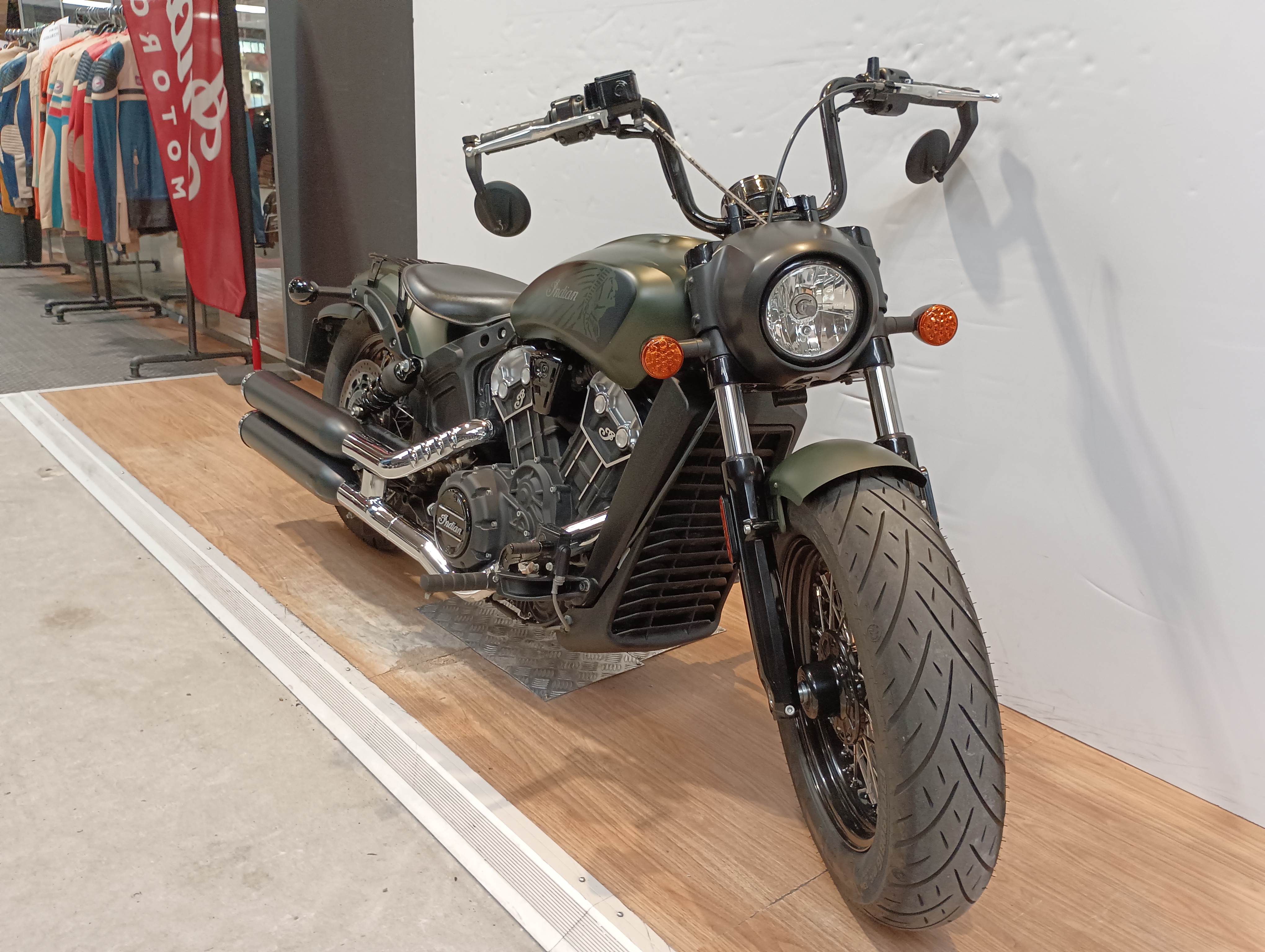 photo de INDIAN SCOUT BOBBER TWENTY 1200 occasion de couleur  en vente à Limonest n°2