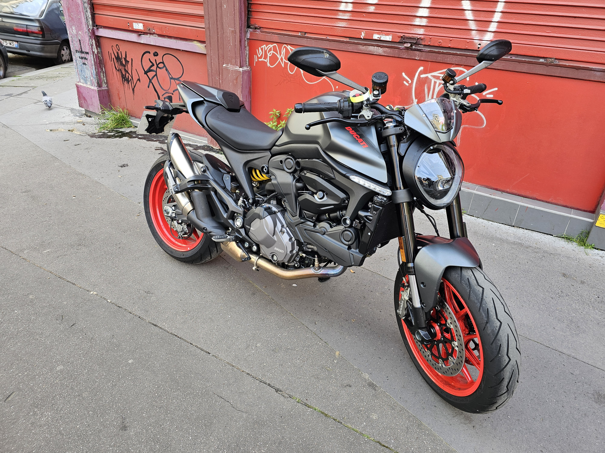 photo de DUCATI MONSTER + 937 occasion de couleur  en vente   Paris 18