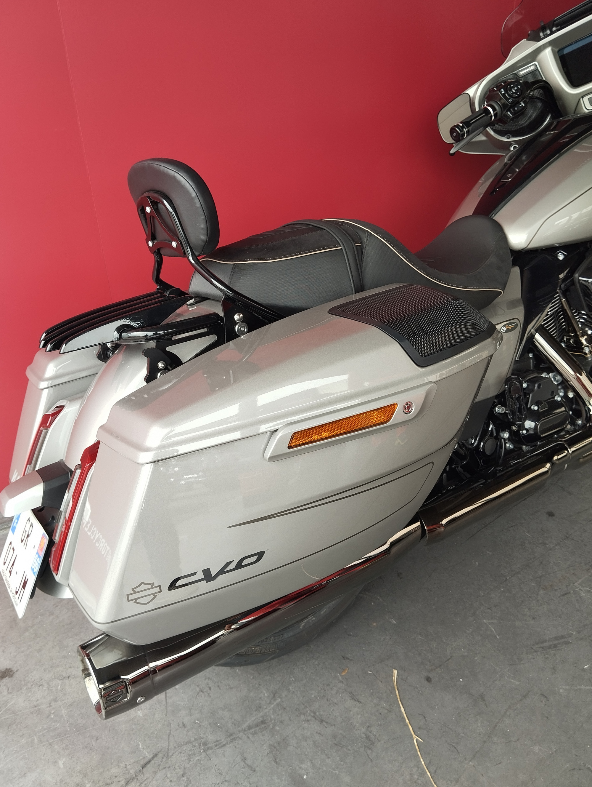 photo de HARLEY DAVIDSON TOURING STREET GLIDE 1977 CVO  1977 occasion de couleur  en vente à Perpignan n°3