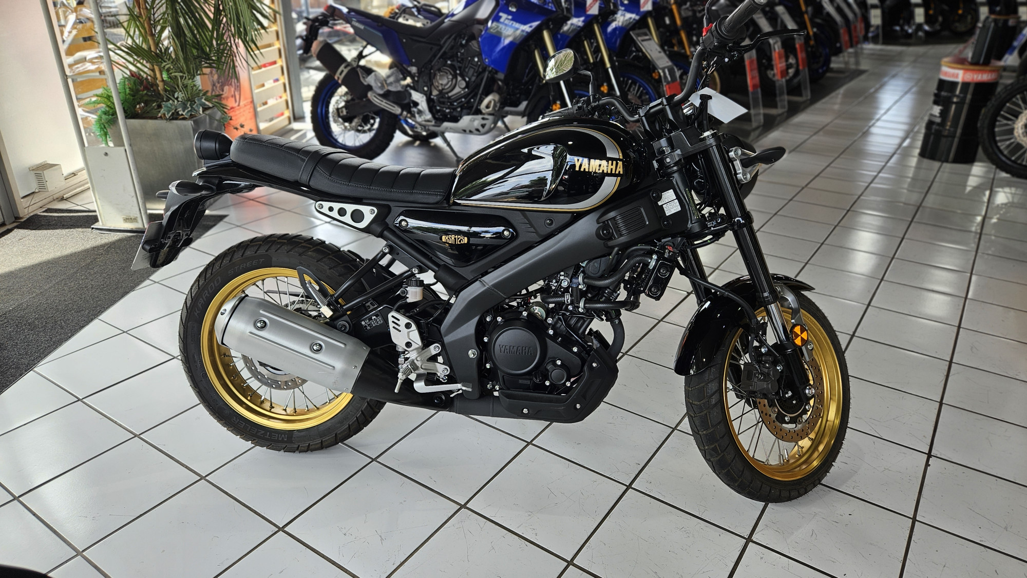 photo de YAMAHA XSR 125 LEGACY 125 occasion de couleur  en vente à Beziers n°3