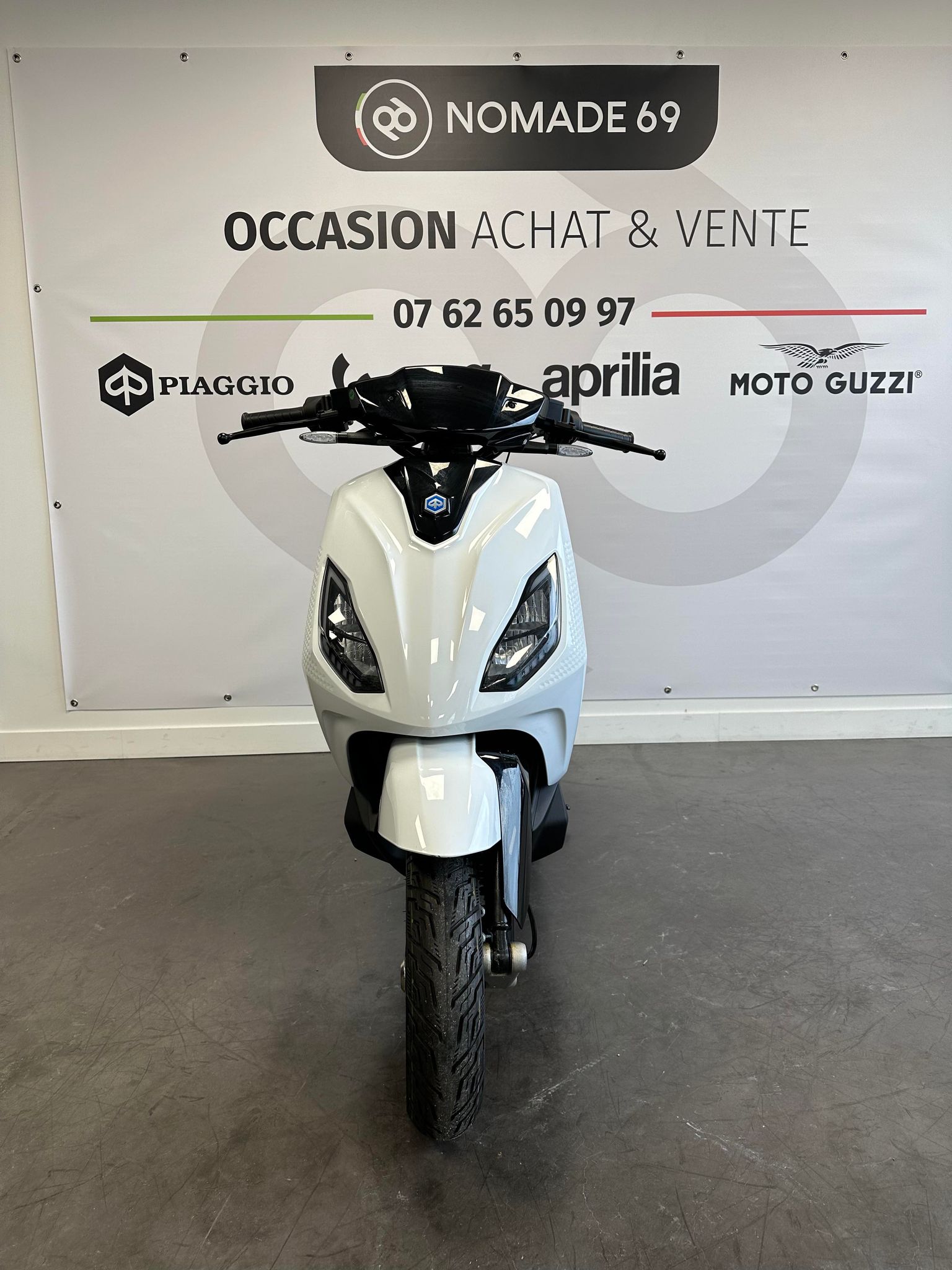 photo de PIAGGIO 1 ACTIVE 125 occasion de couleur  en vente à Brignais n°3