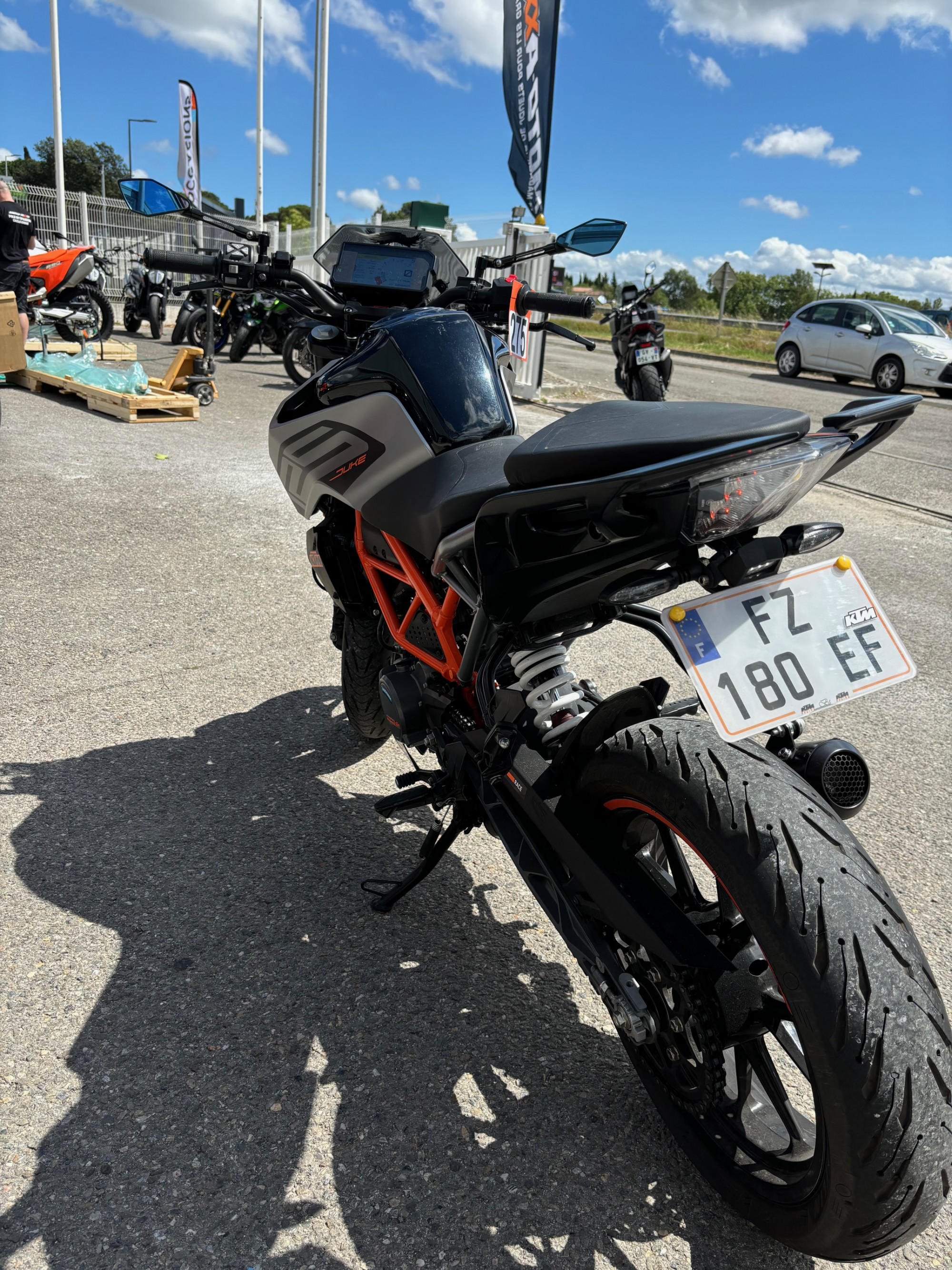 photo de KTM 125 DUKE 125 occasion de couleur  en vente à Carcassonne n°3