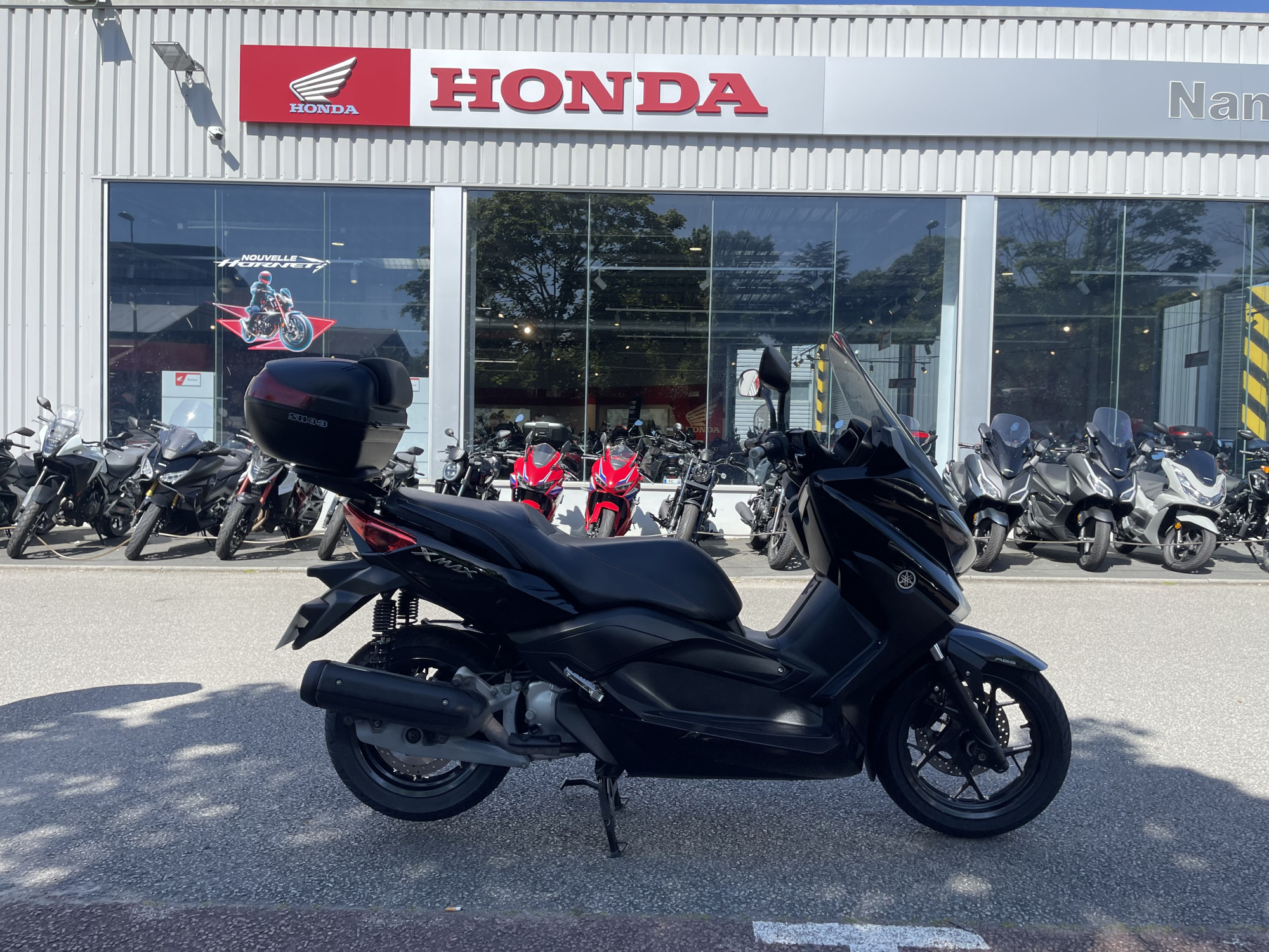 photo de YAMAHA YP125RA 124 occasion de couleur  en vente à Orvault n°2