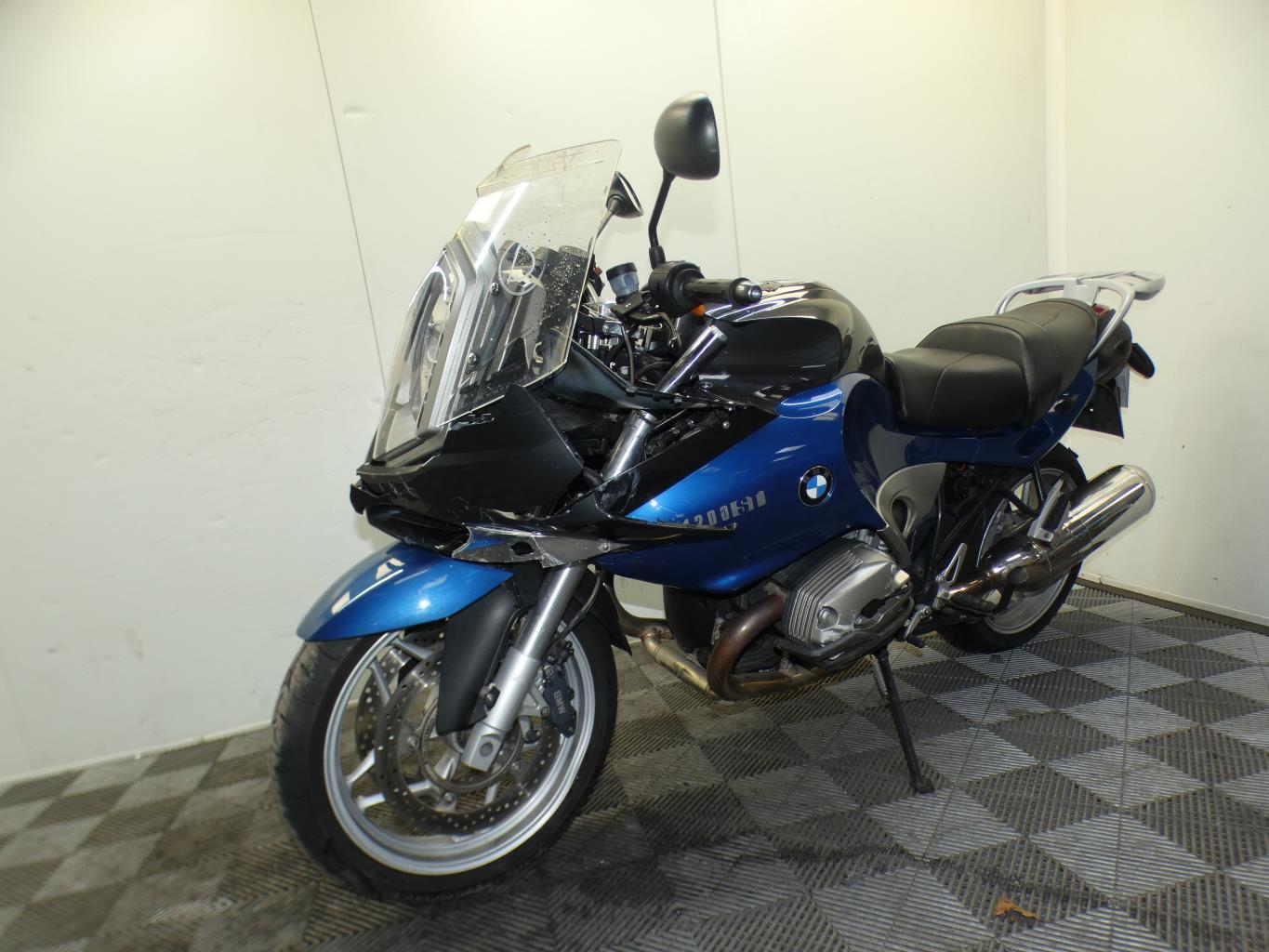 photo de BMW R 1200 ST 1200 occasion de couleur  en vente à Pressigny Les Pins n°2