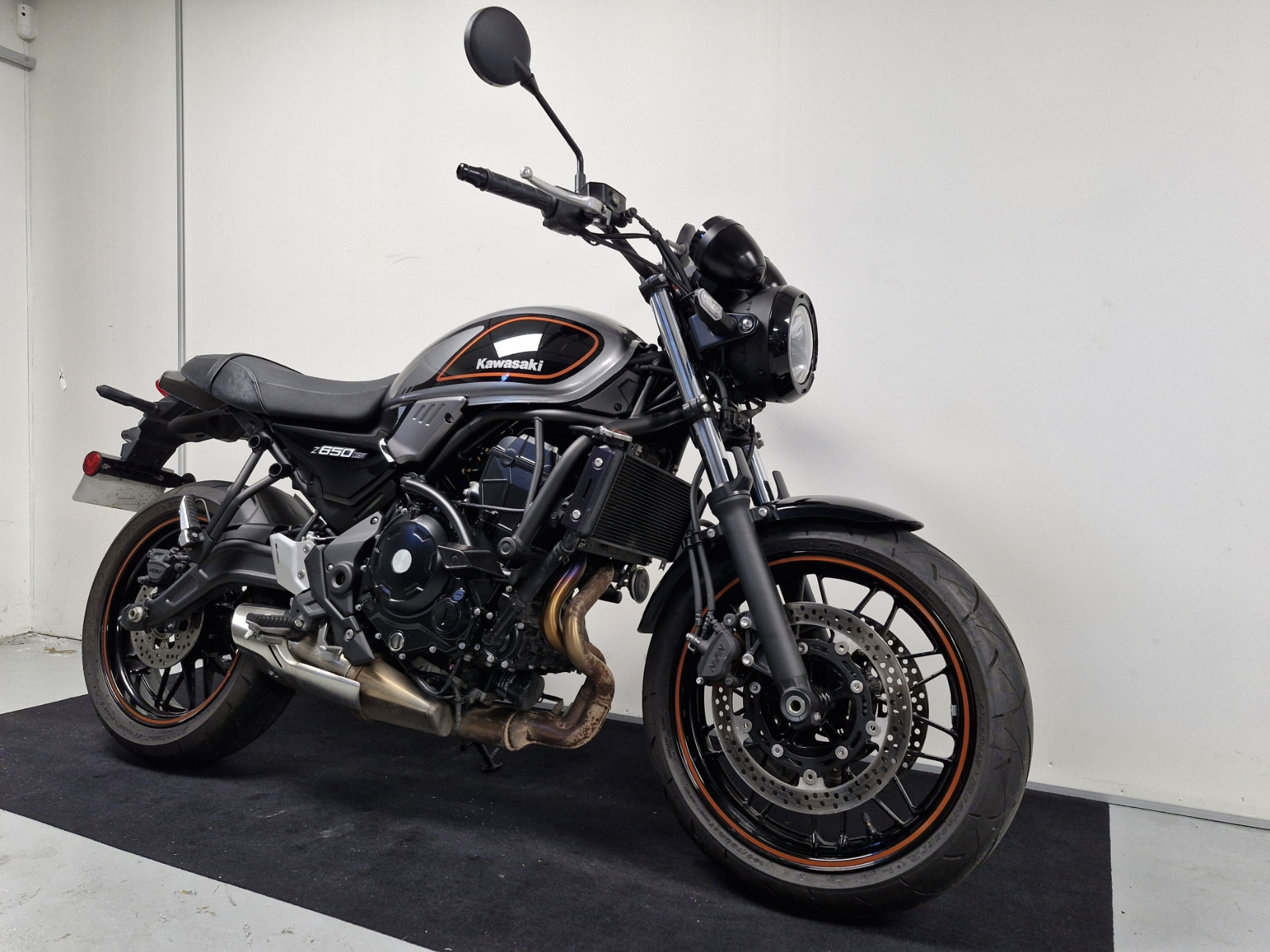 photo de KAWASAKI Z 650 RS 650 occasion de couleur  en vente à Coignieres n°3