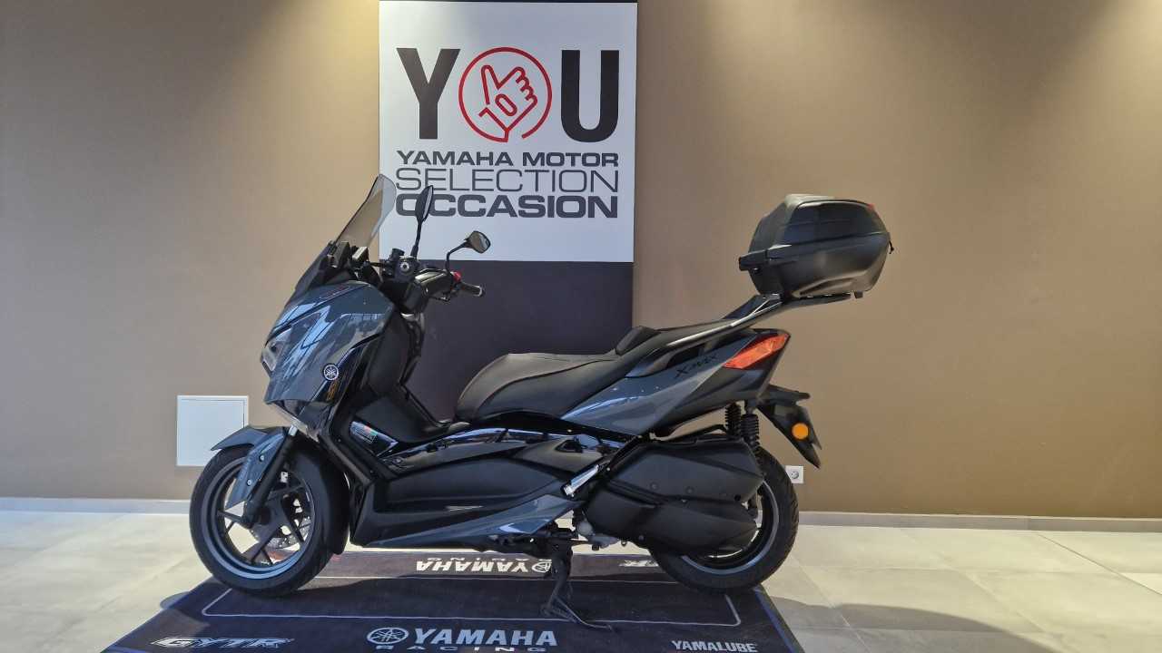 photo de YAMAHA XMAX 300 TECH MAX 300 occasion de couleur  en vente à Deville Les Rouen n°3