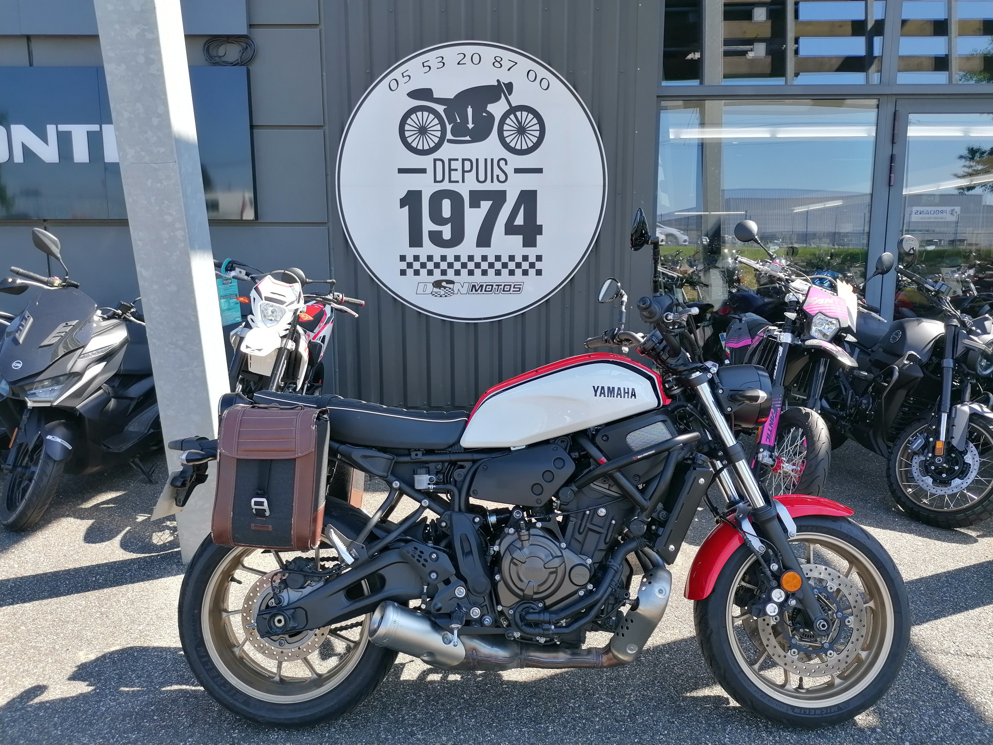 photo de YAMAHA XSR 700 700 occasion de couleur  en vente à Marmande n°3