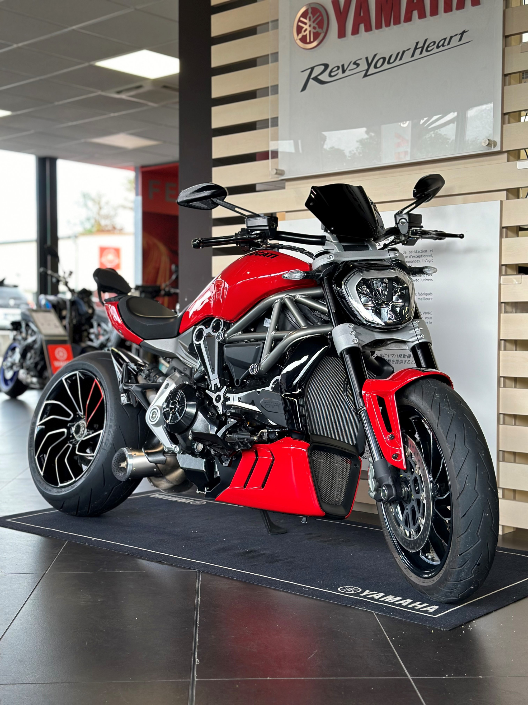 photo de DUCATI X-DIAVEL S 1260 occasion de couleur  en vente à St Jean De Gonville n°1