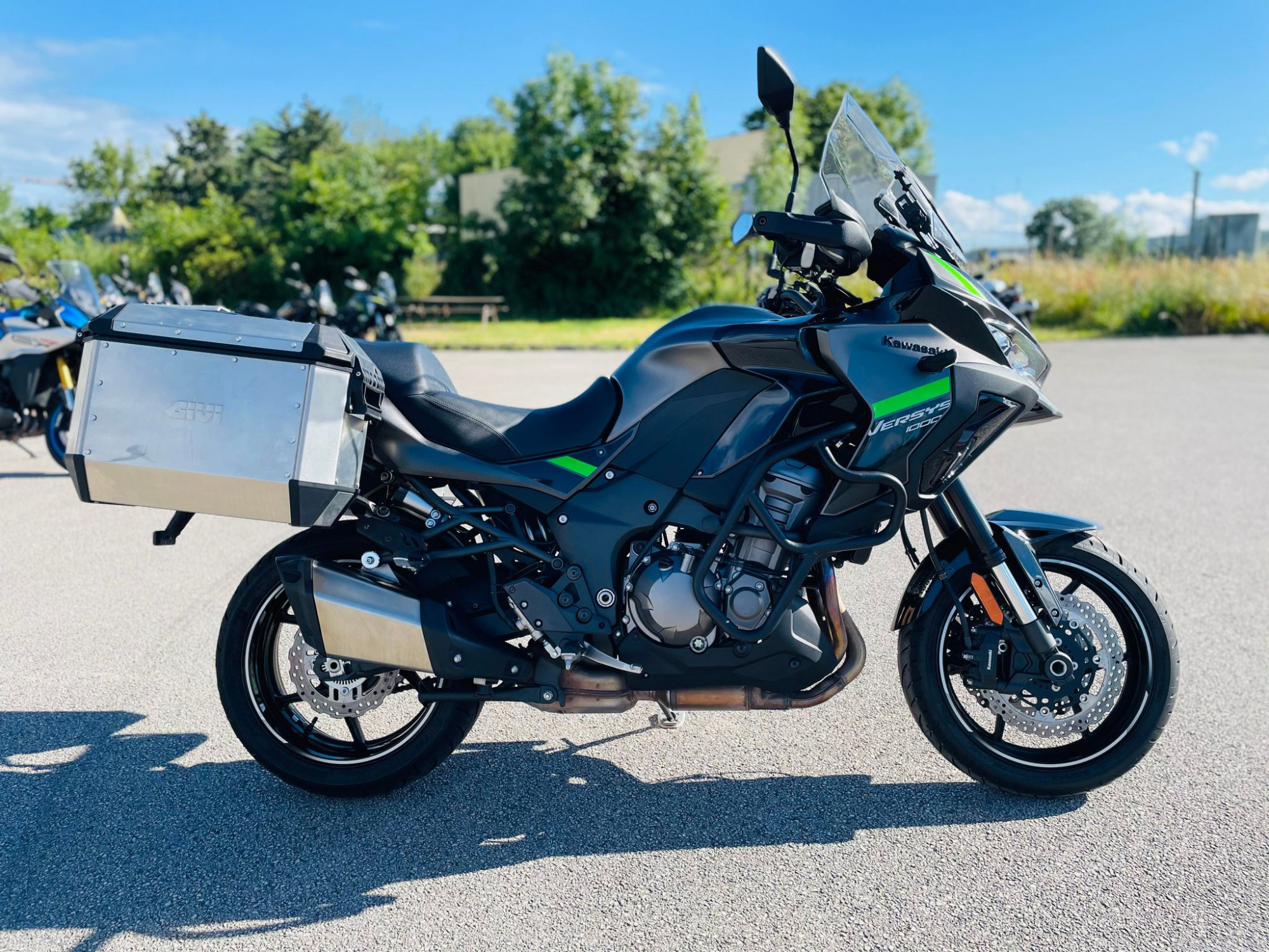 photo de KAWASAKI VERSYS 1000 1000 occasion de couleur  en vente à Fixin n°2