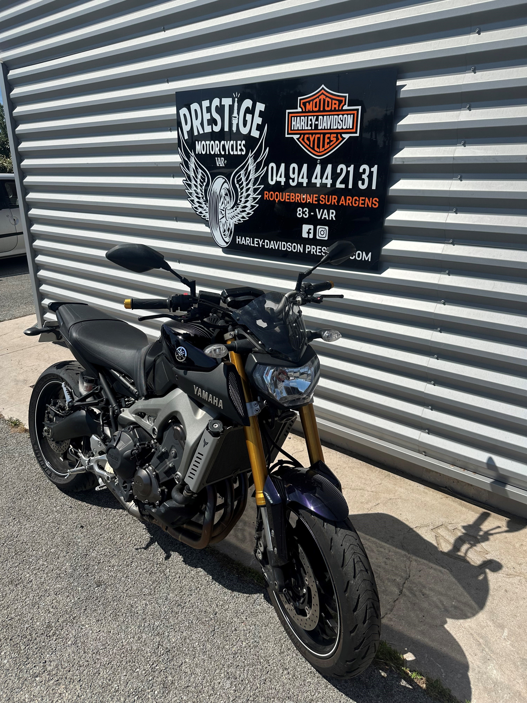 photo de YAMAHA MT-09 850 occasion de couleur  en vente à Roquebrune Sur Argens n°2