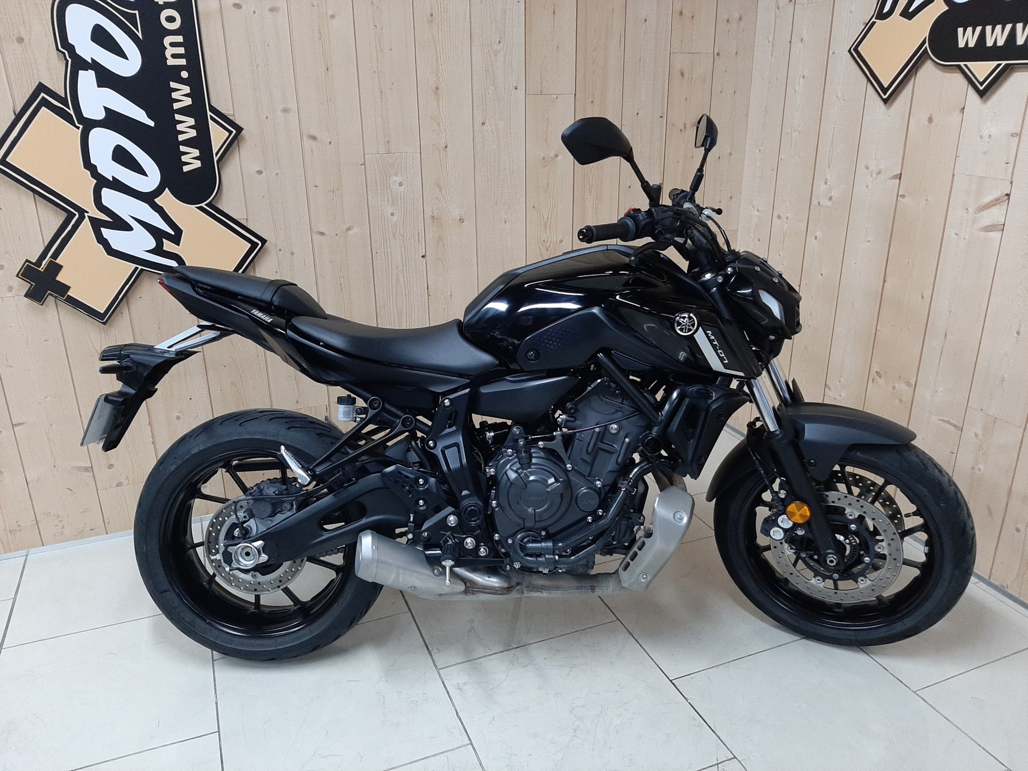 photo de YAMAHA MT-07 (47.5CV) 695 occasion de couleur  en vente à Beauvais n°3