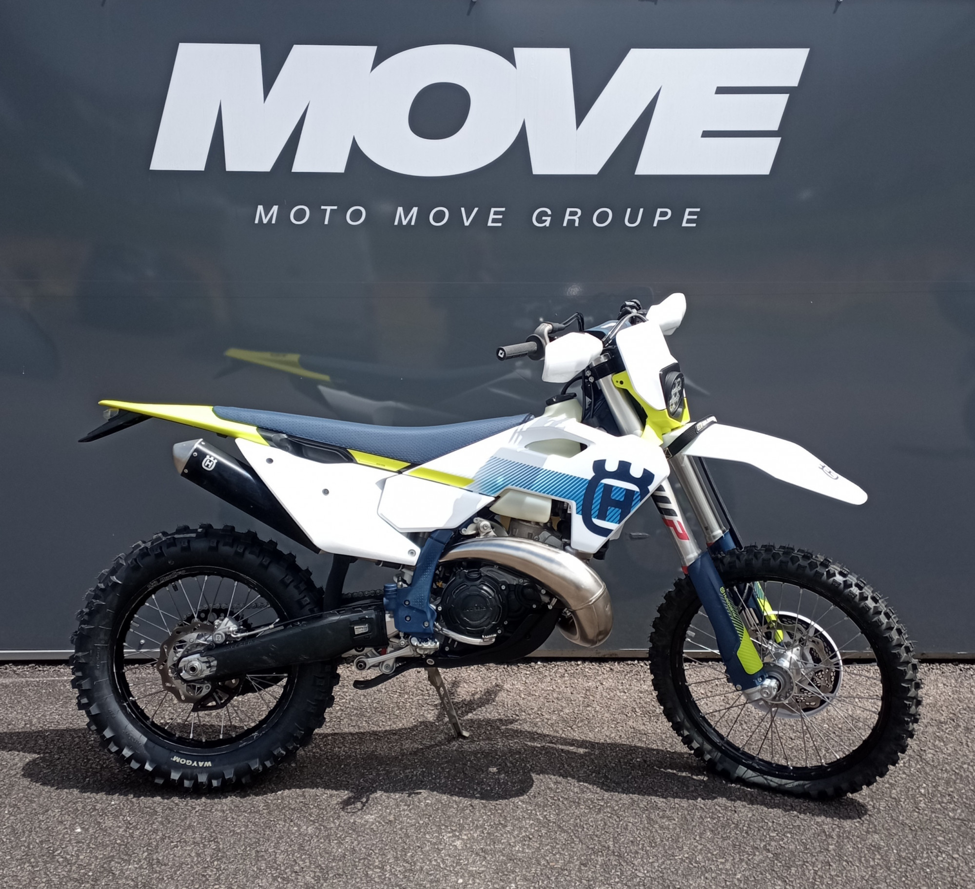 photo de HUSQVARNA TE 300 occasion de couleur  en vente   Limoges